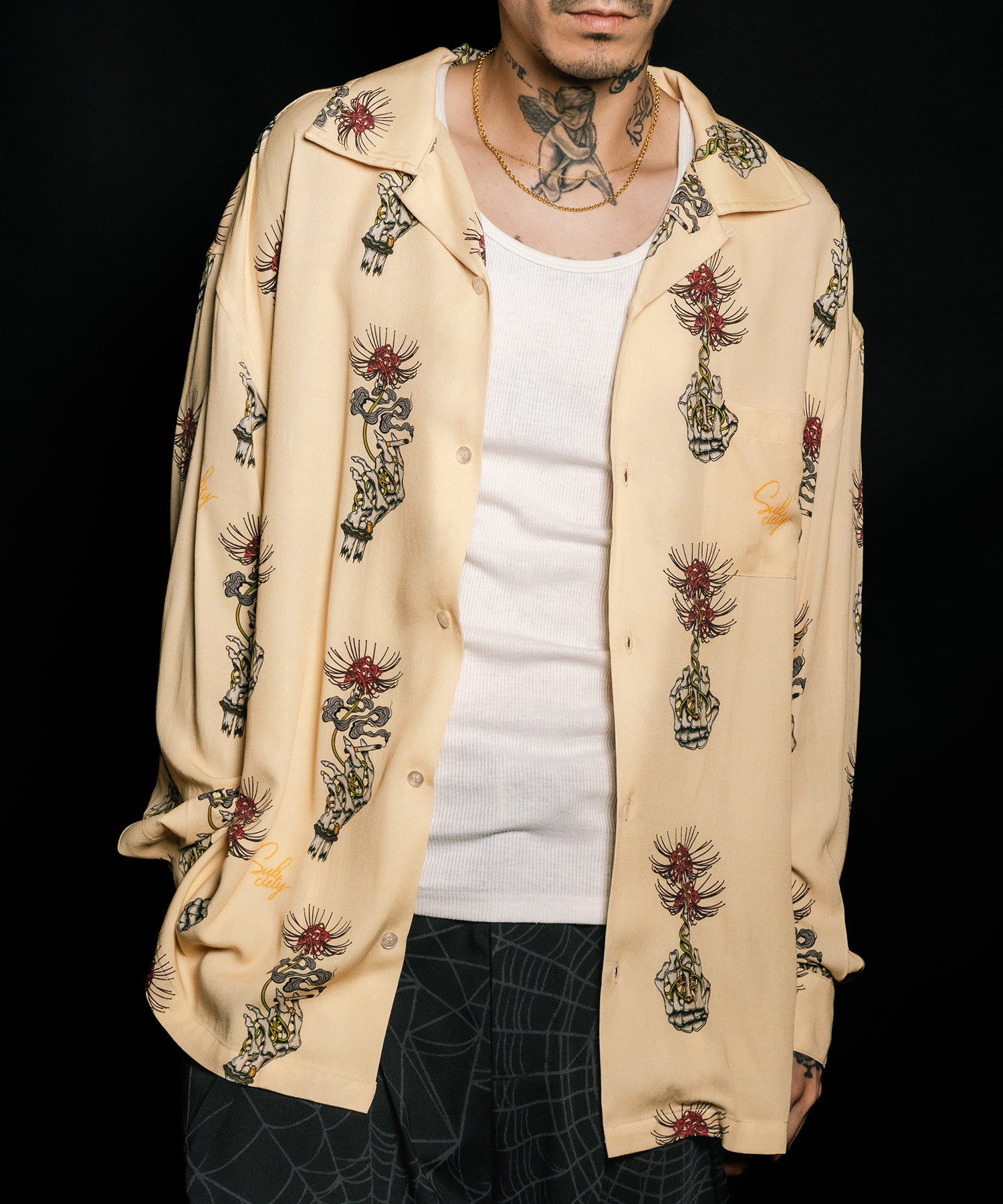 Spider lily aloha shirt
