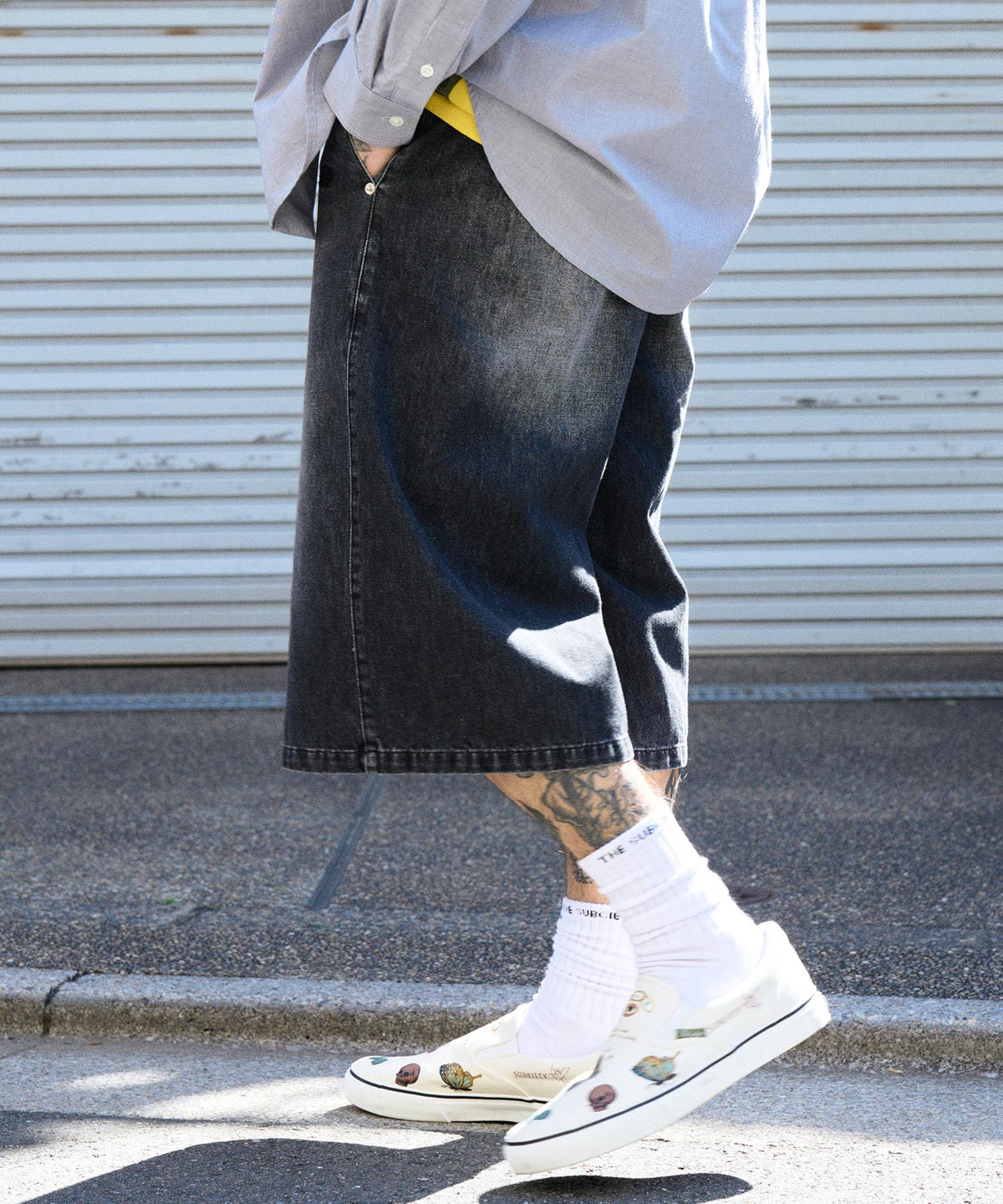 Embroidery baggy shorts-thumbmail-8