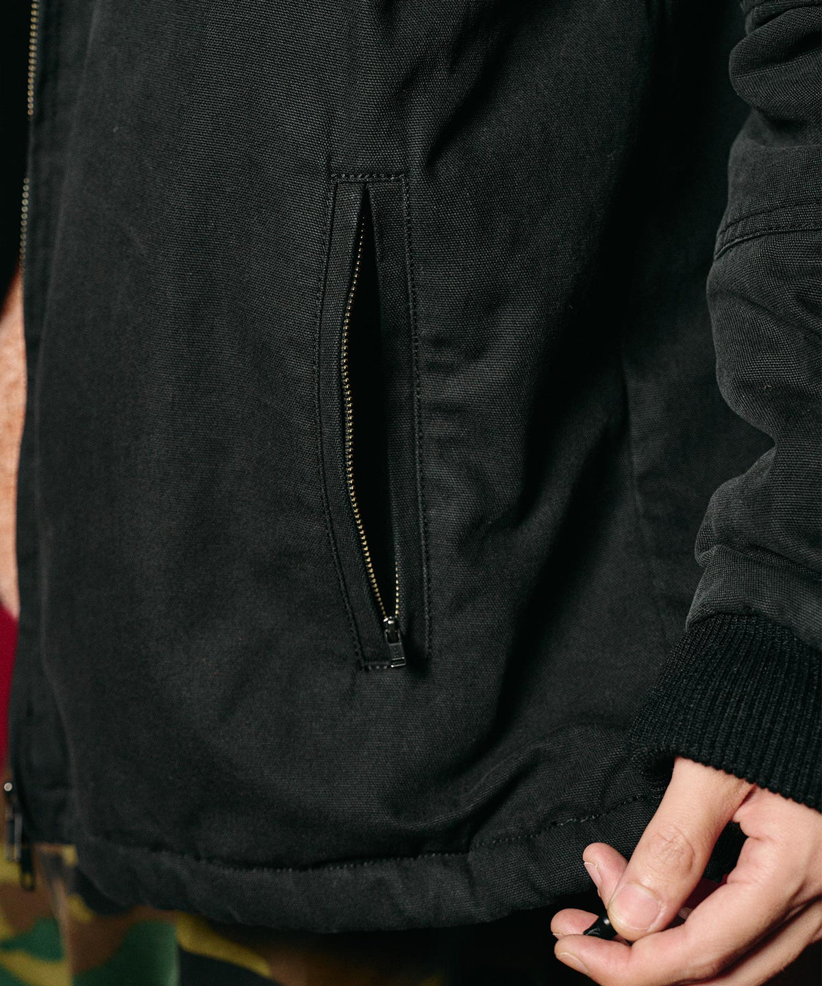 Metal logo padded jacket-thumbmail-11