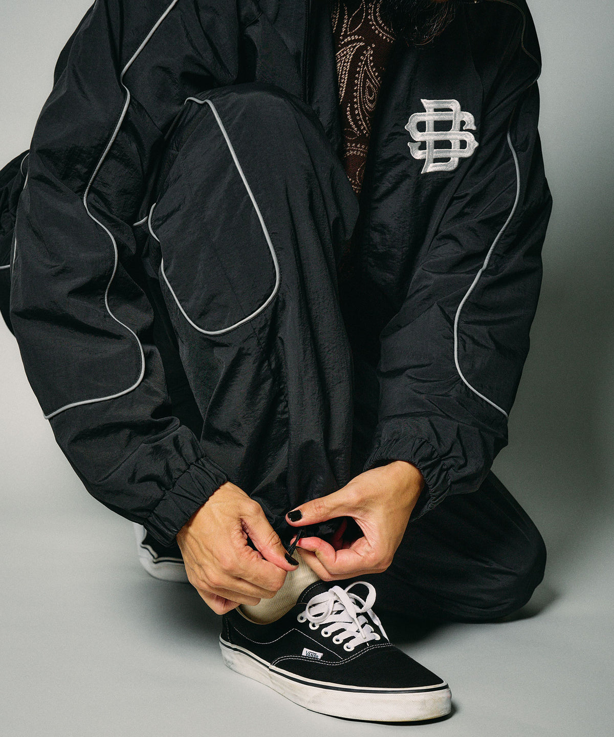 Reflective piping nylon pants-thumbmail-19