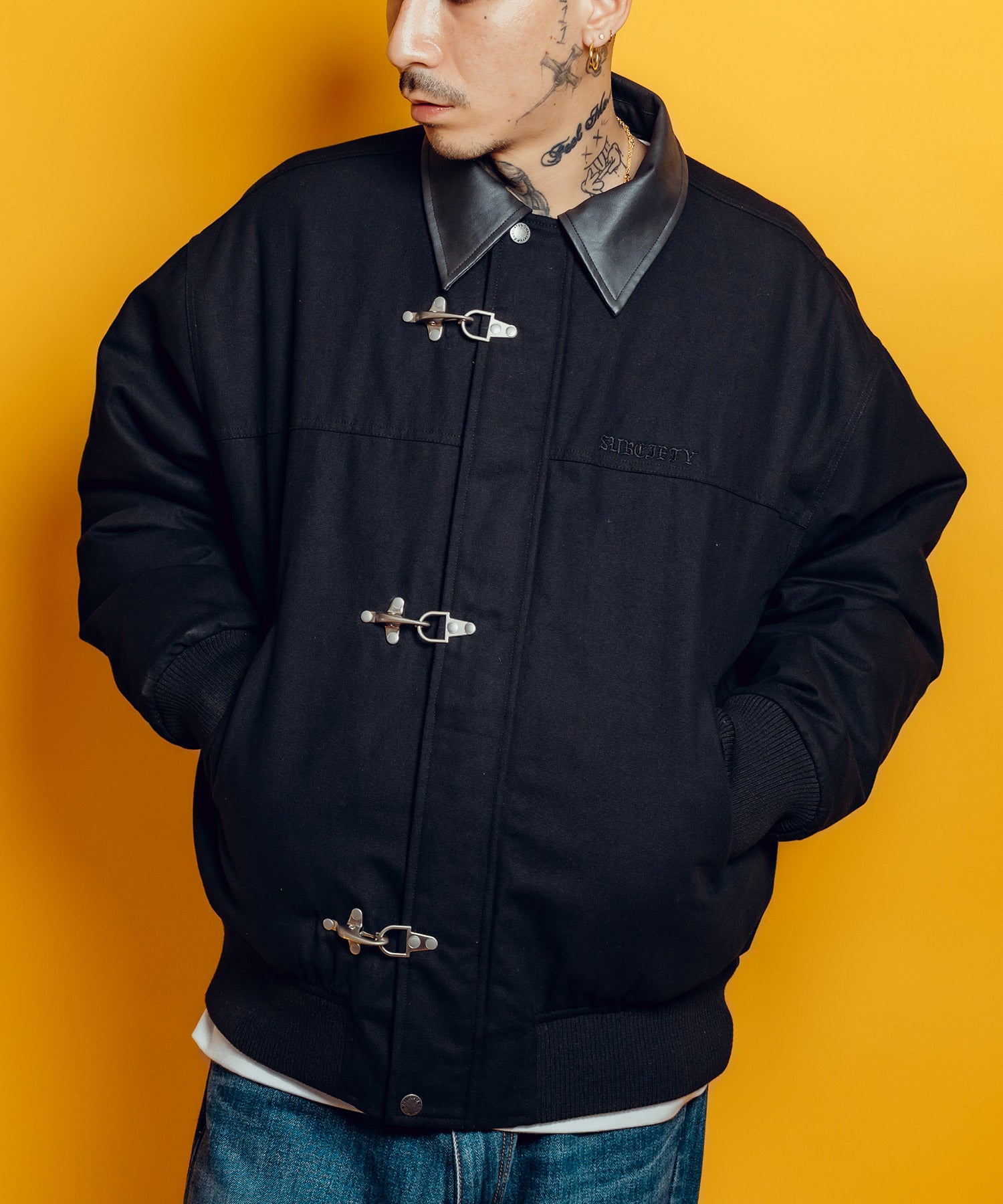 Fireman clasp blouson