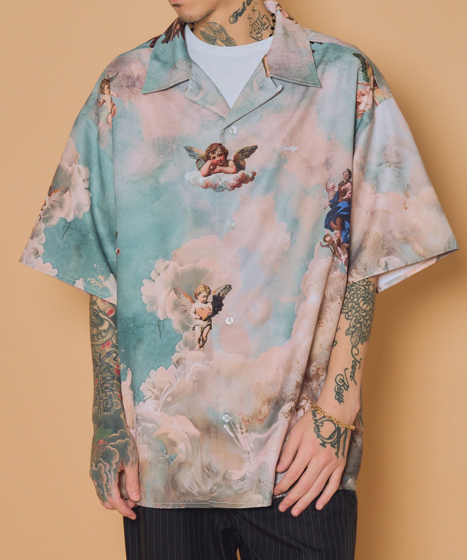 Essential open collar shirt