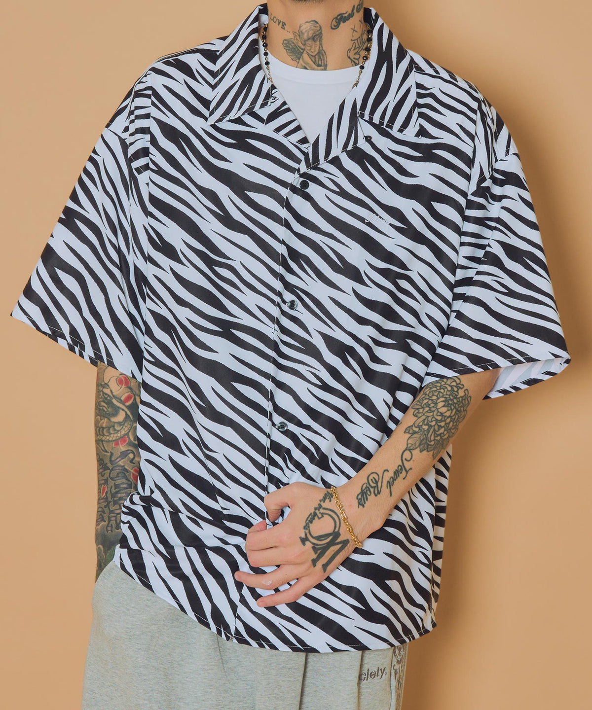 Essential open-collar shirt-thumbmail-5