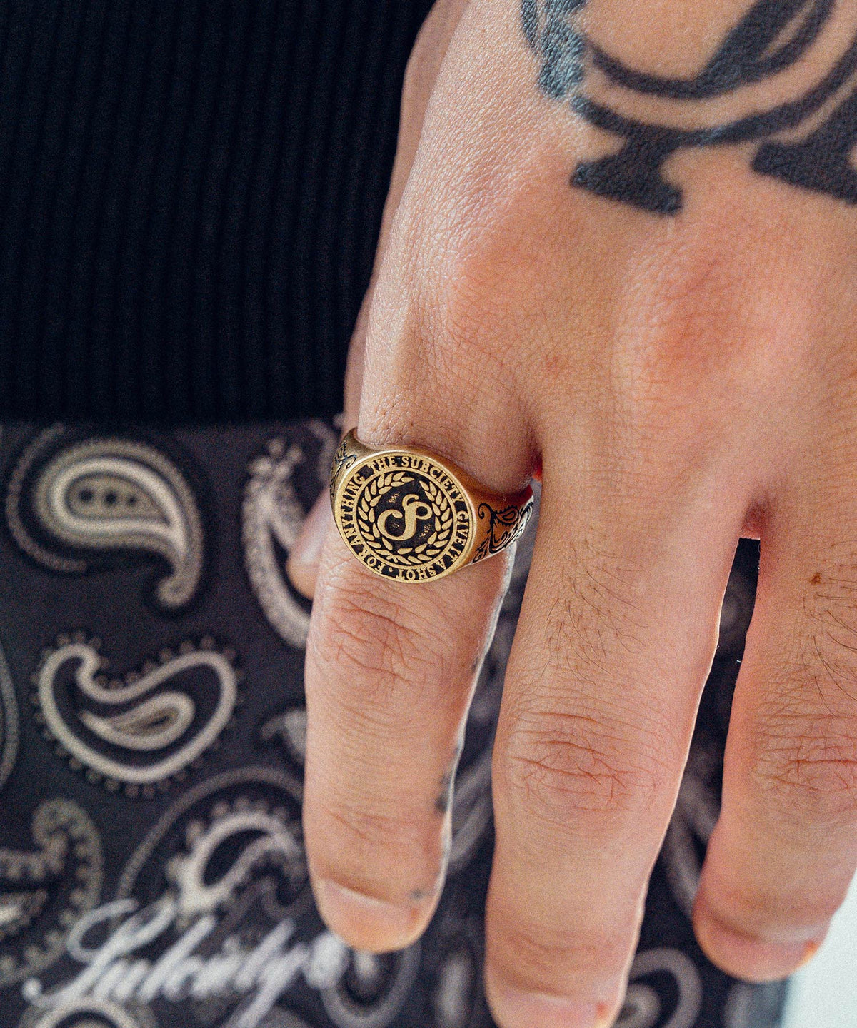 College ring-thumbmail-9