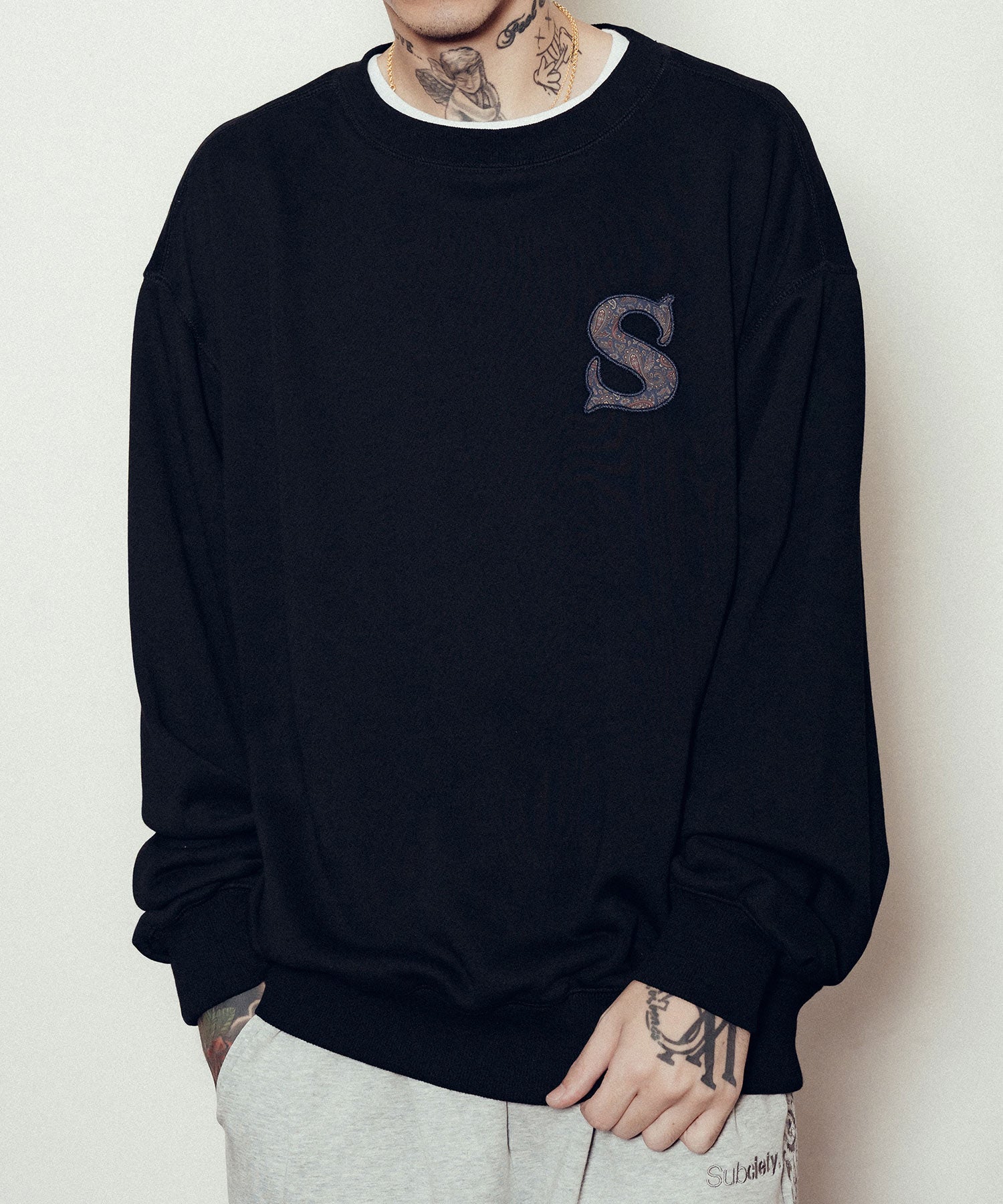 Paisley patched sweatshirt