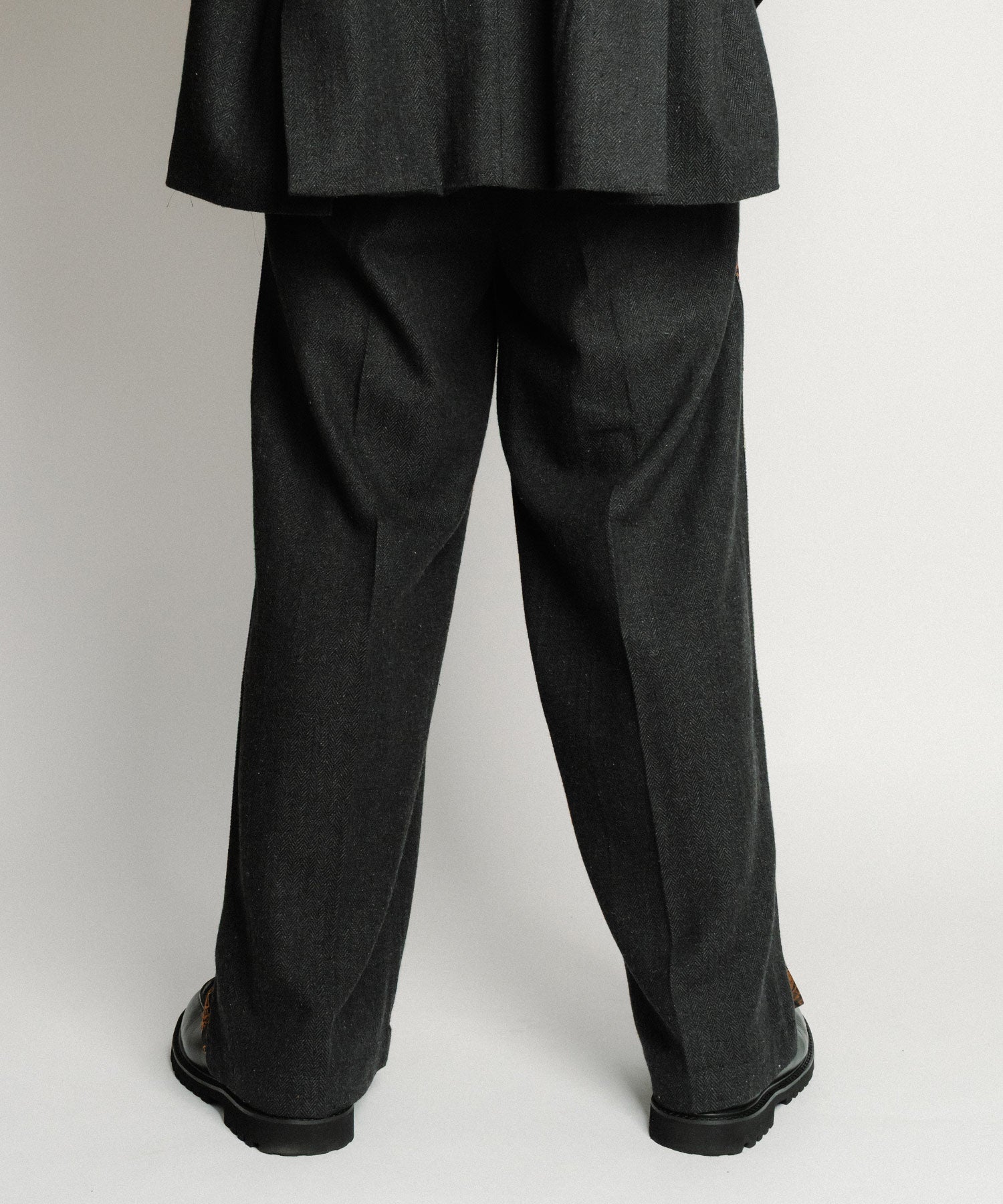 Herringbone side zip wide slacks-thumbmail-14