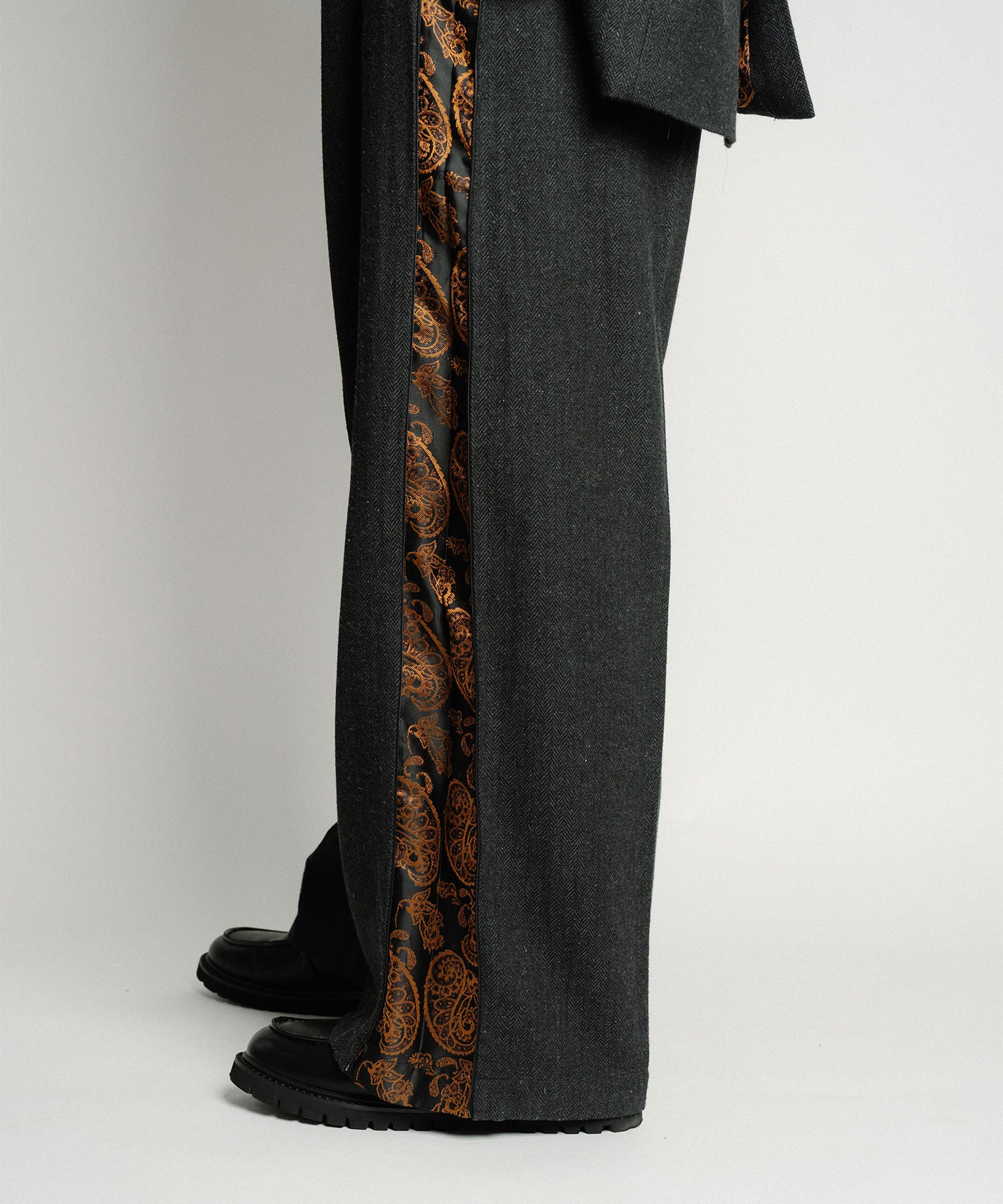 Herringbone side zip wide slacks-thumbmail-17