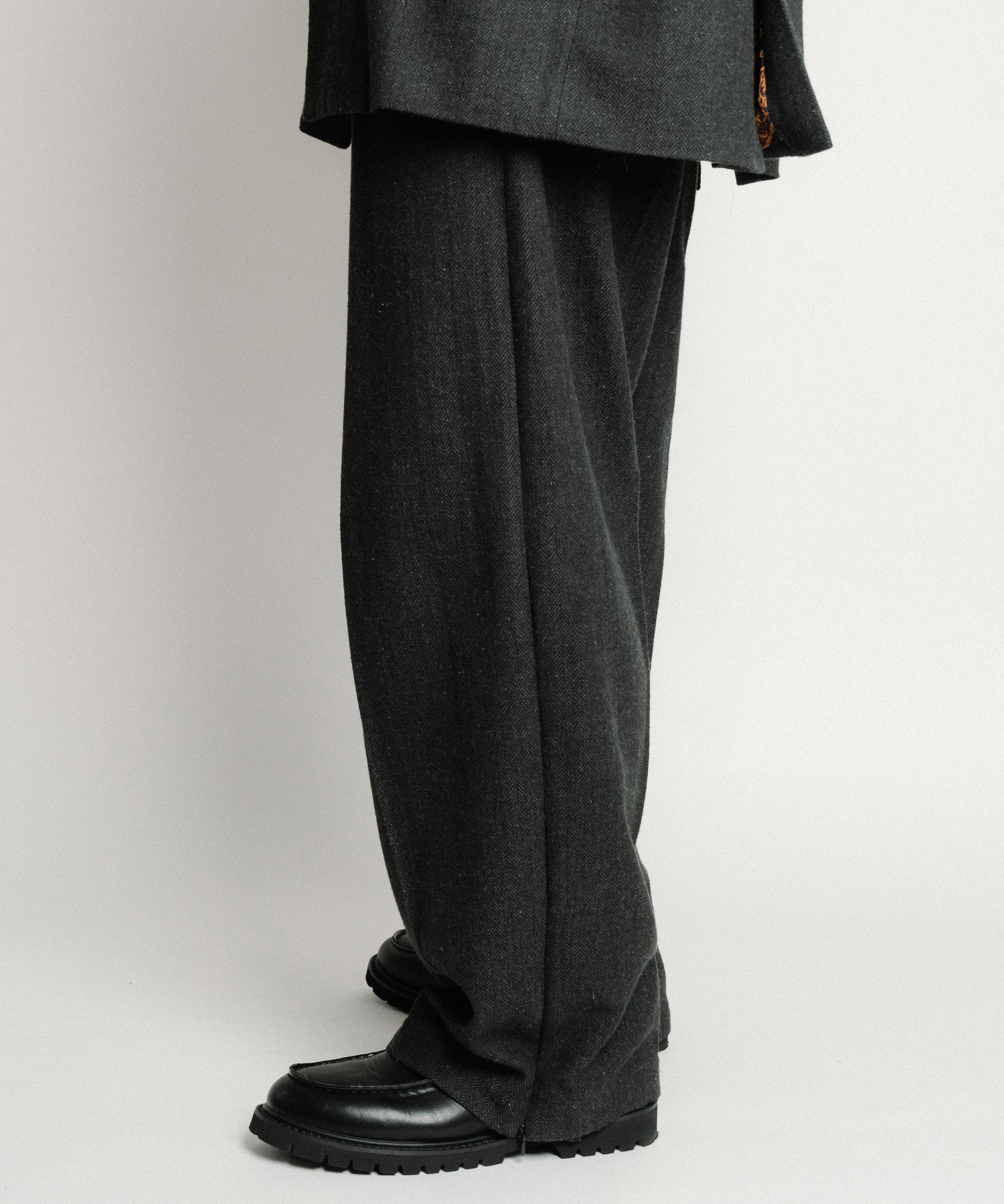 Herringbone side zip wide slacks-thumbmail-10