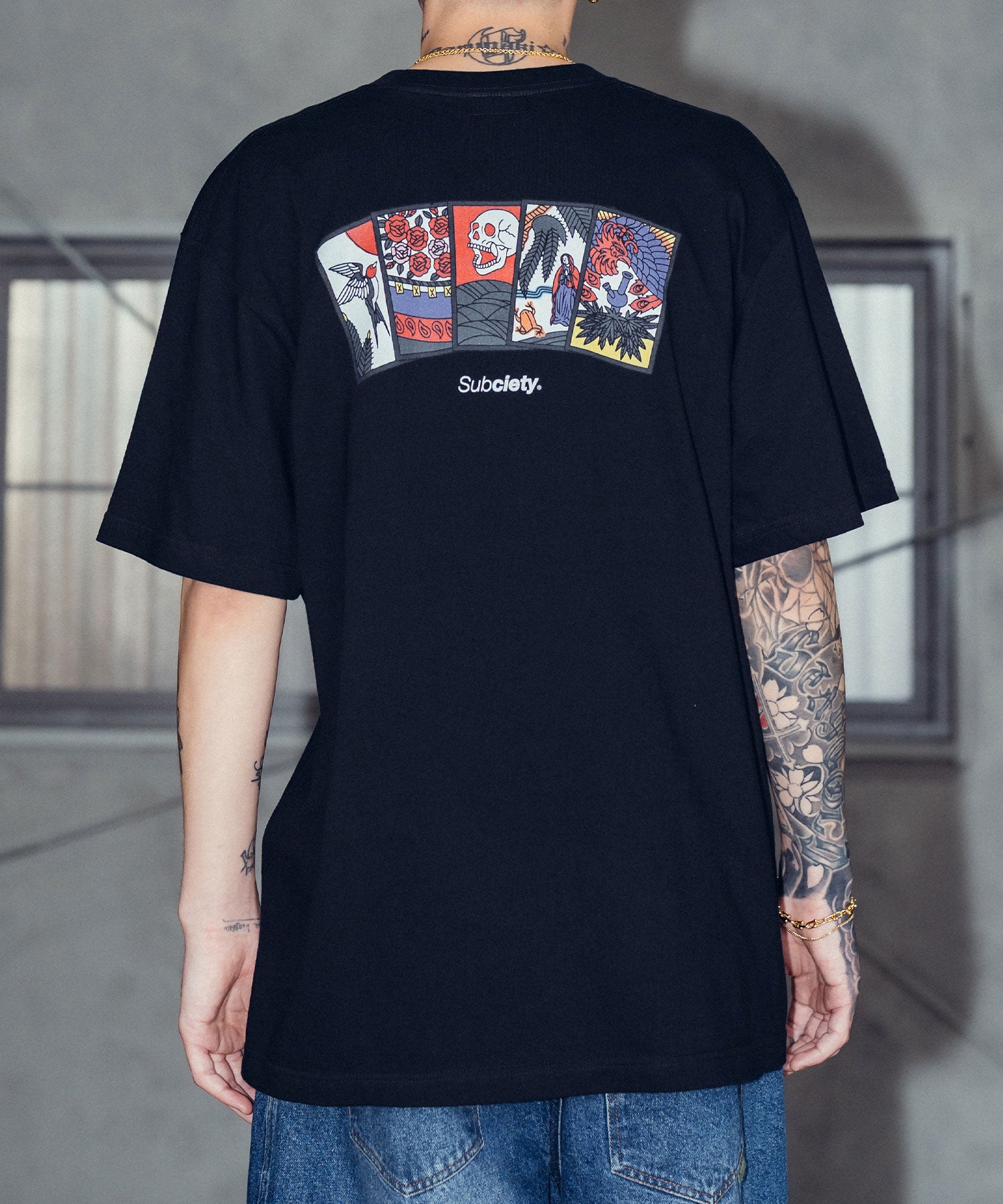 Five lights TEE