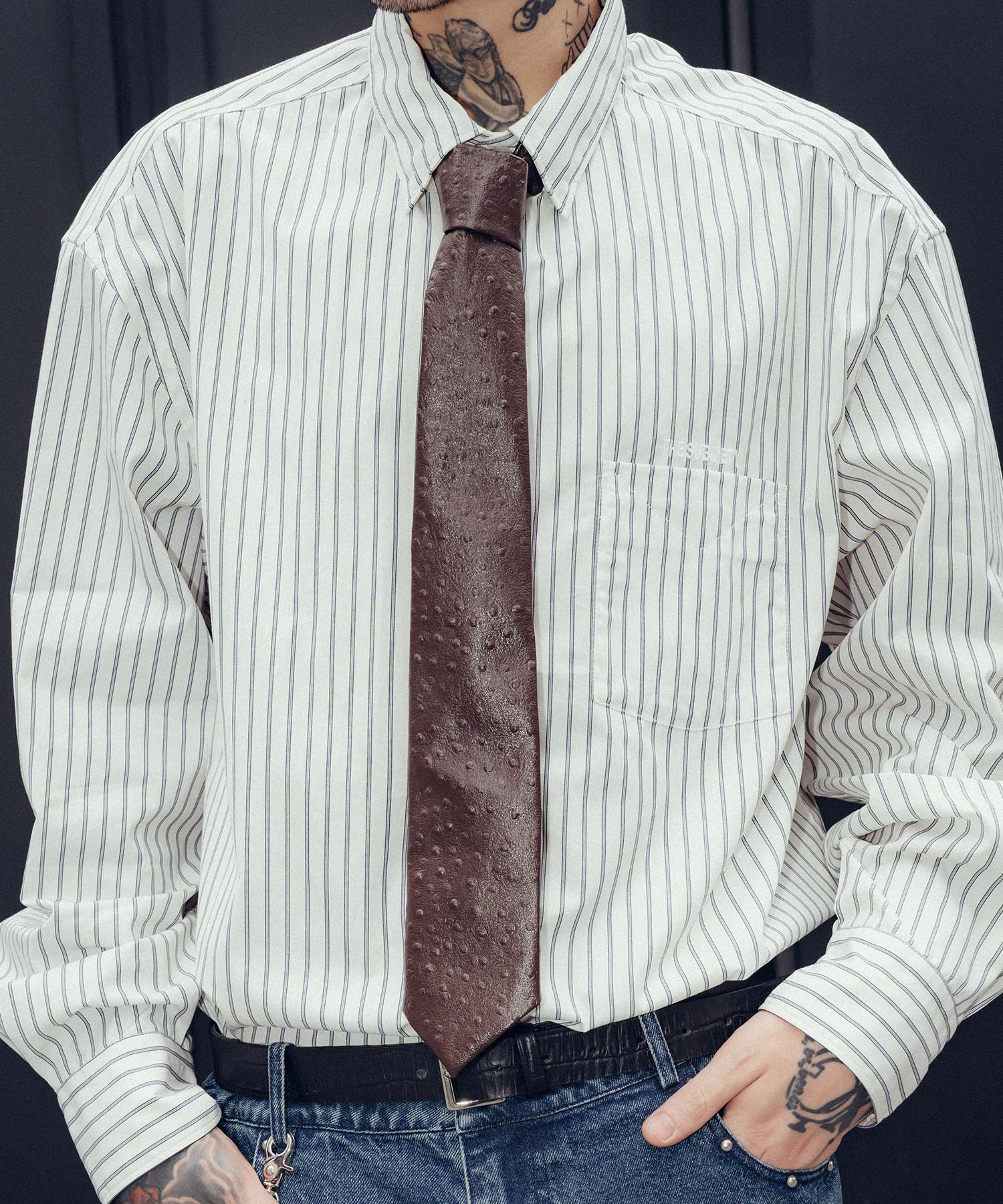 Ostrich effect tie