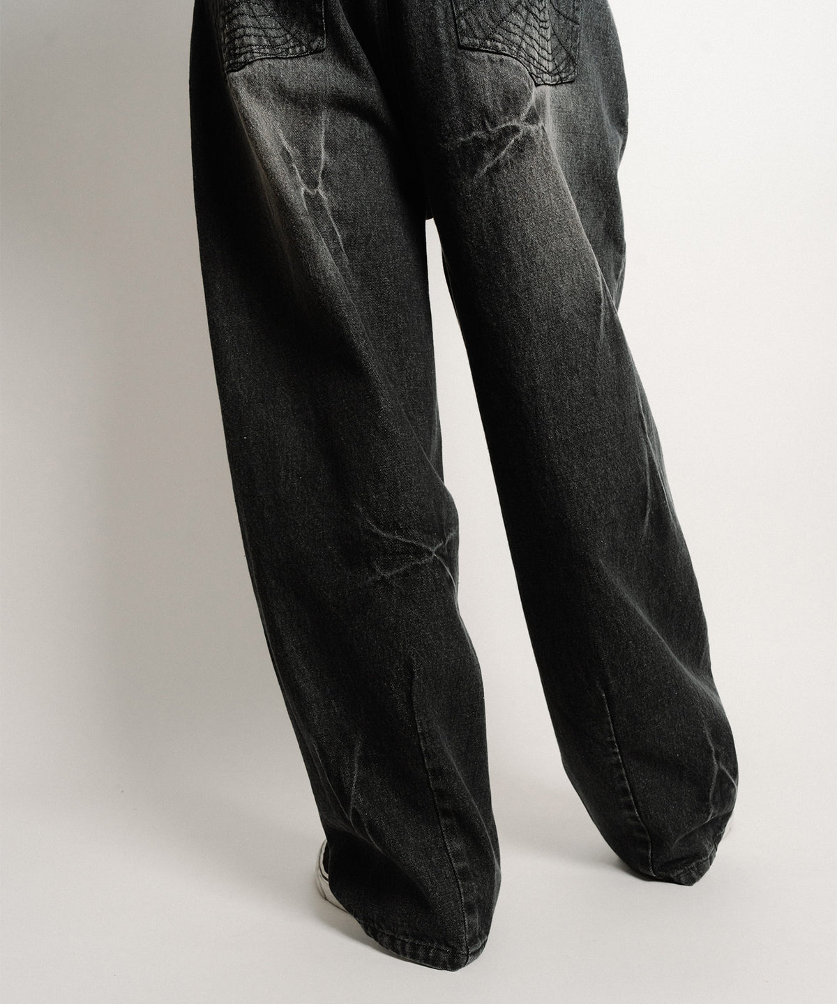 Cobweb curved denim pants-thumbmail-15