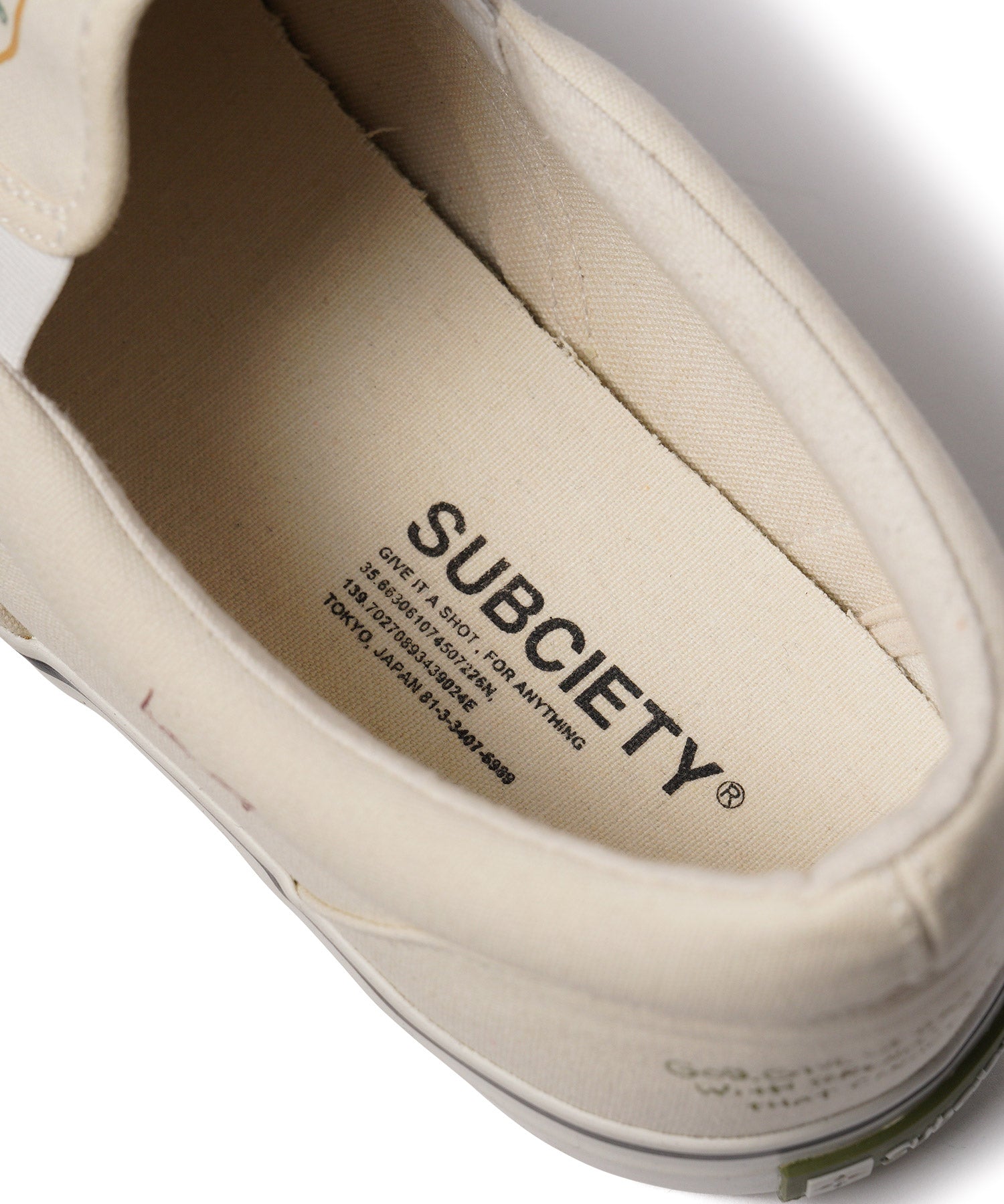 Memorial slip-on-thumbmail-8