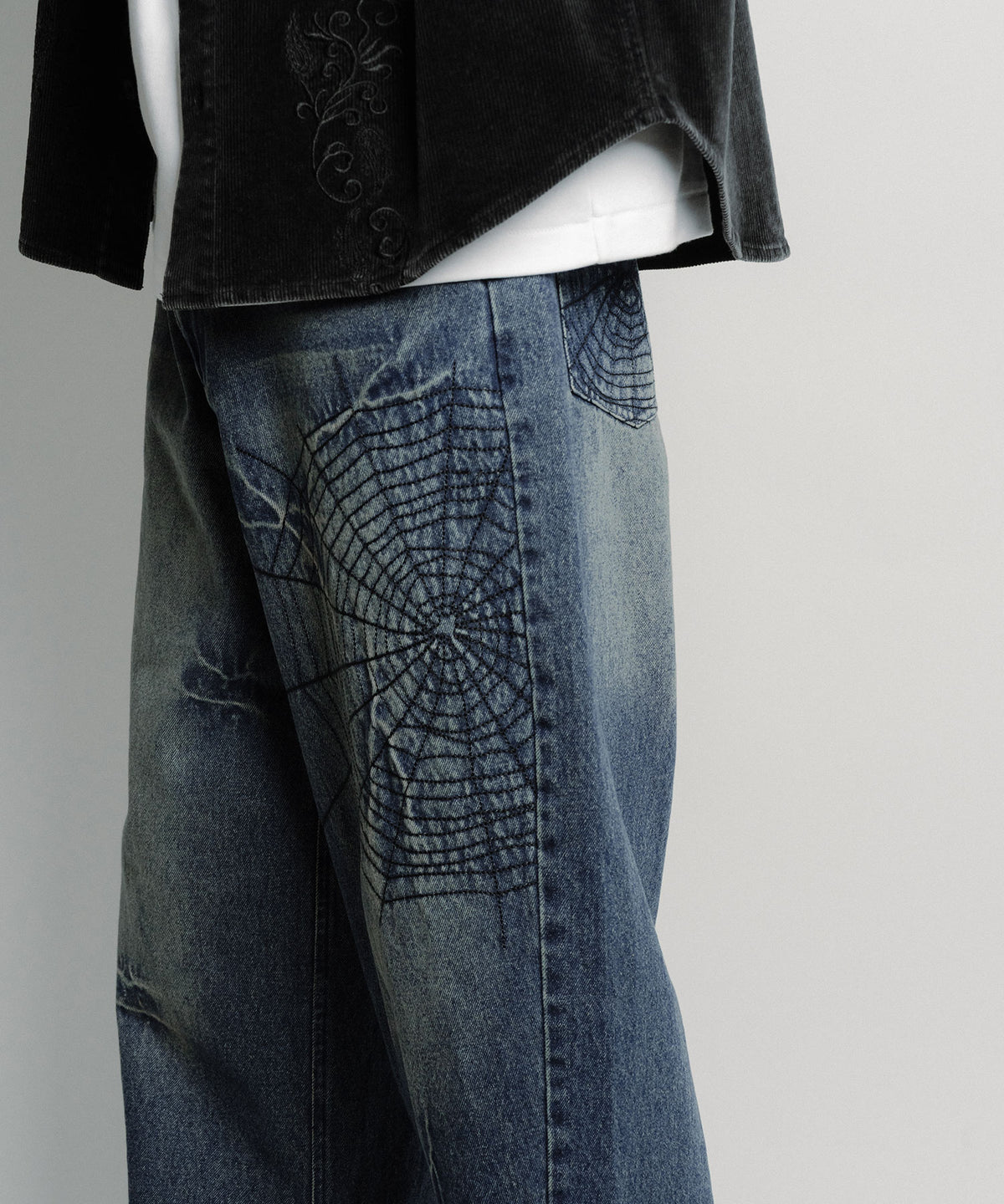 Cobweb curved denim pants-thumbmail-21
