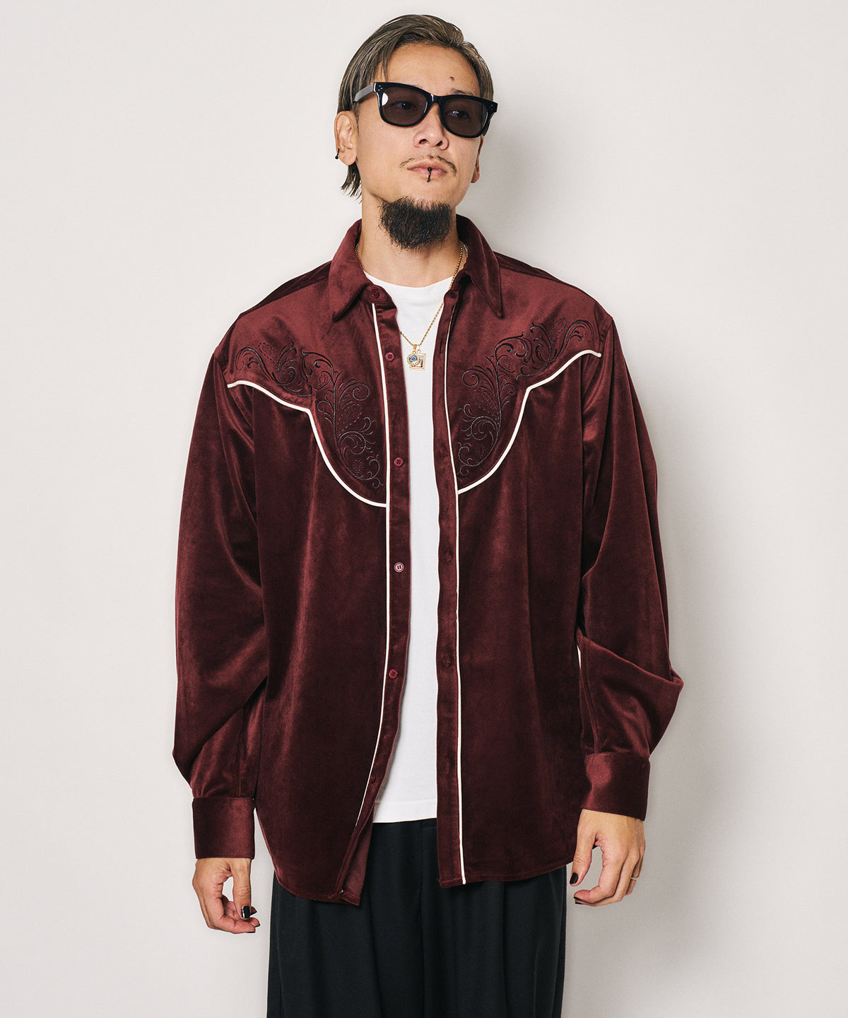 Embroidered velour western shirt-thumbmail-12