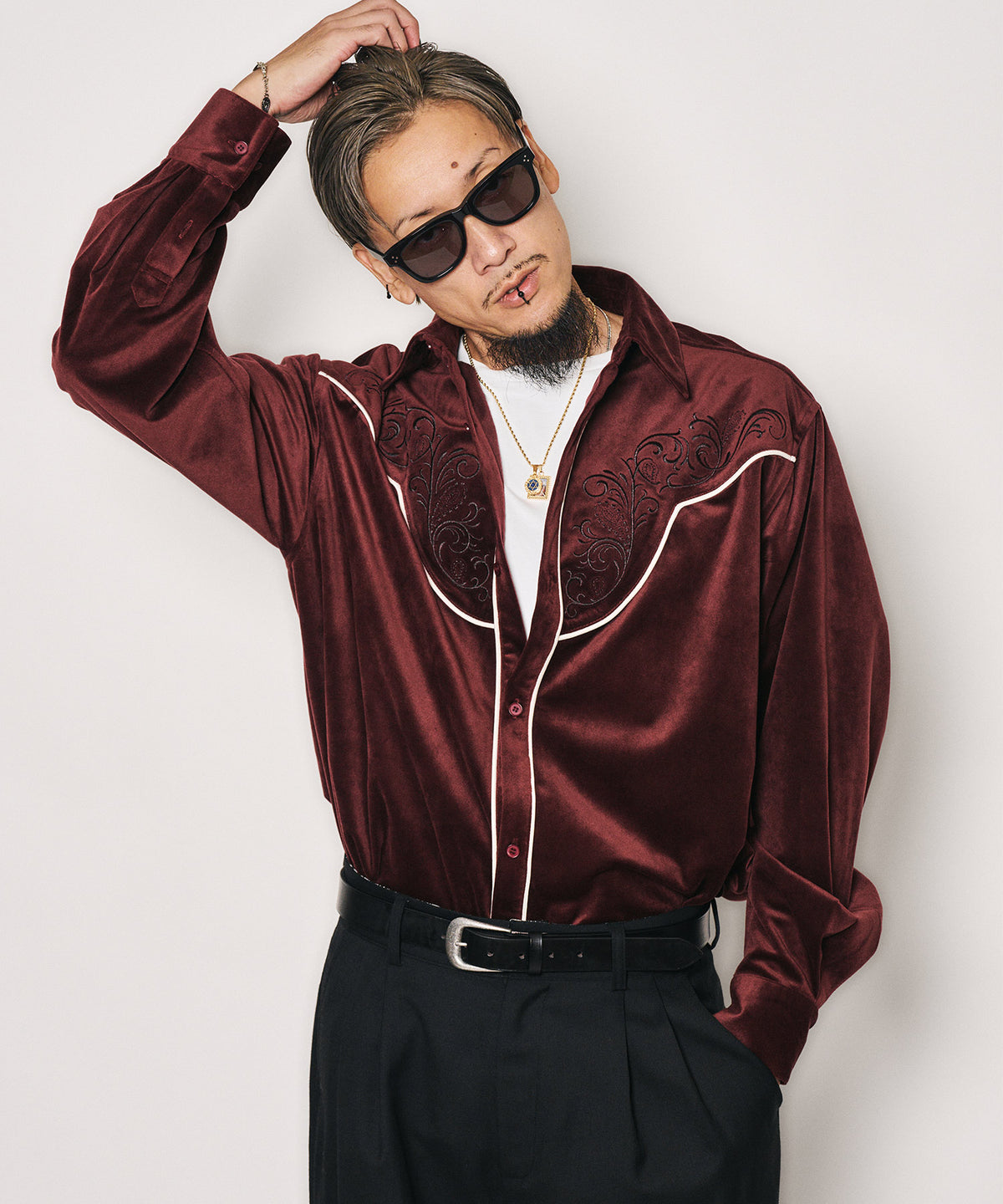 Embroidered velour western shirt-thumbmail-16