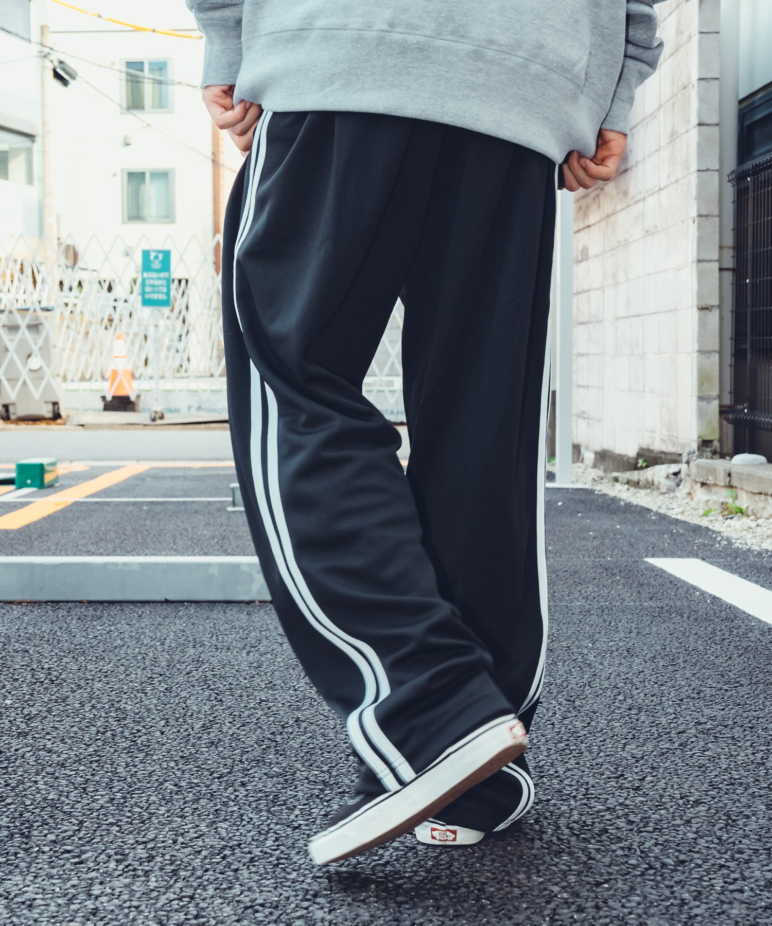 TRACK PANTS-thumbmail-8