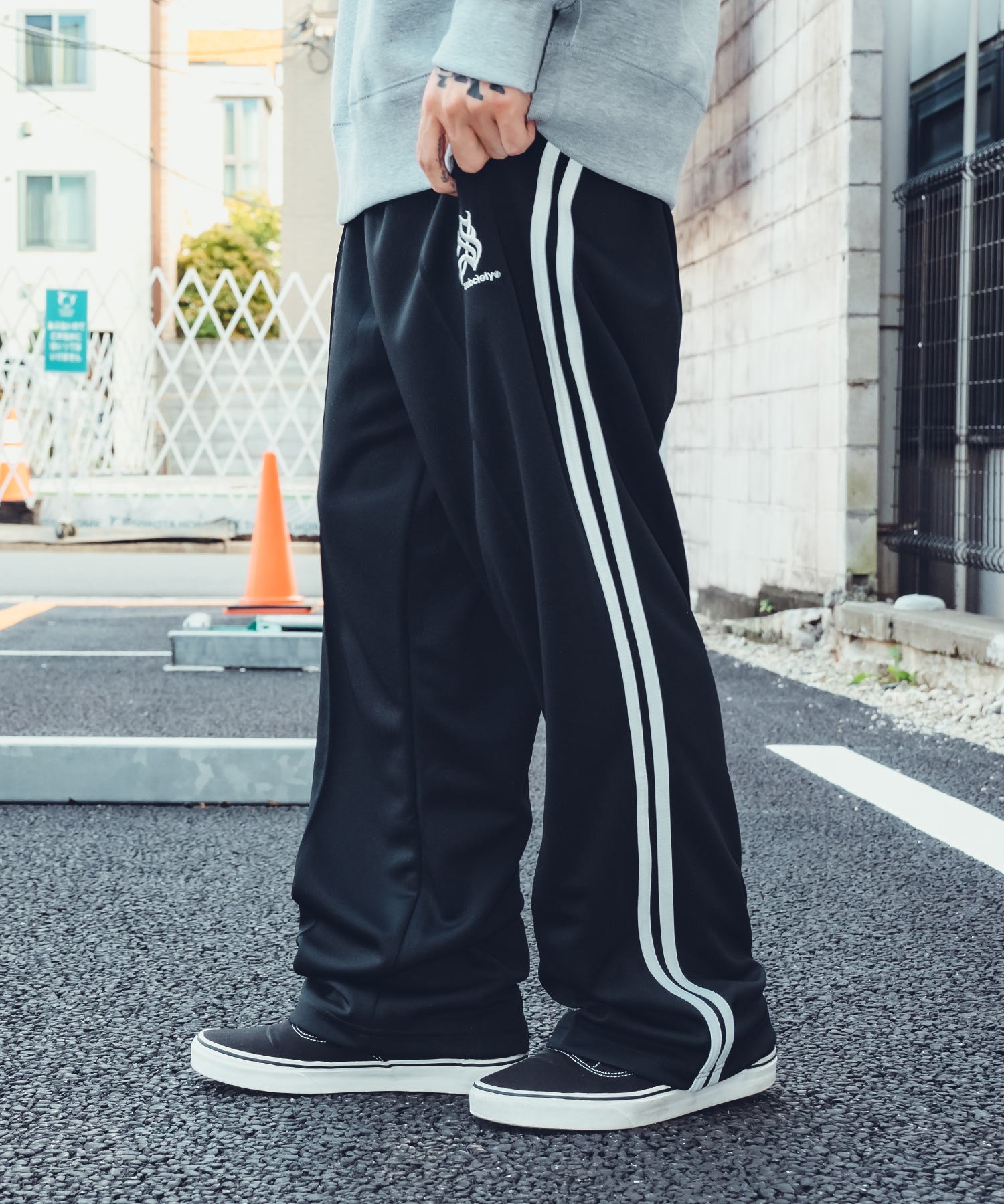 TRACK PANTS-thumbmail-9