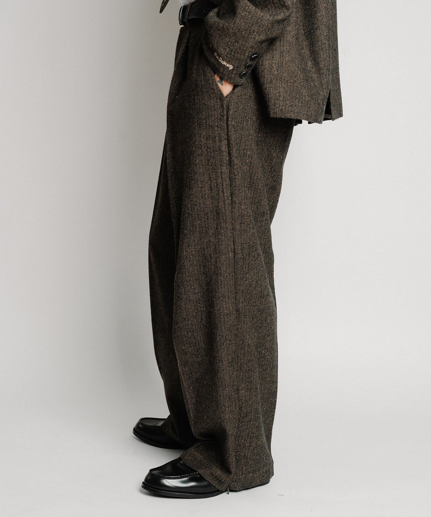 Herringbone side zip wide slacks-thumbmail-37