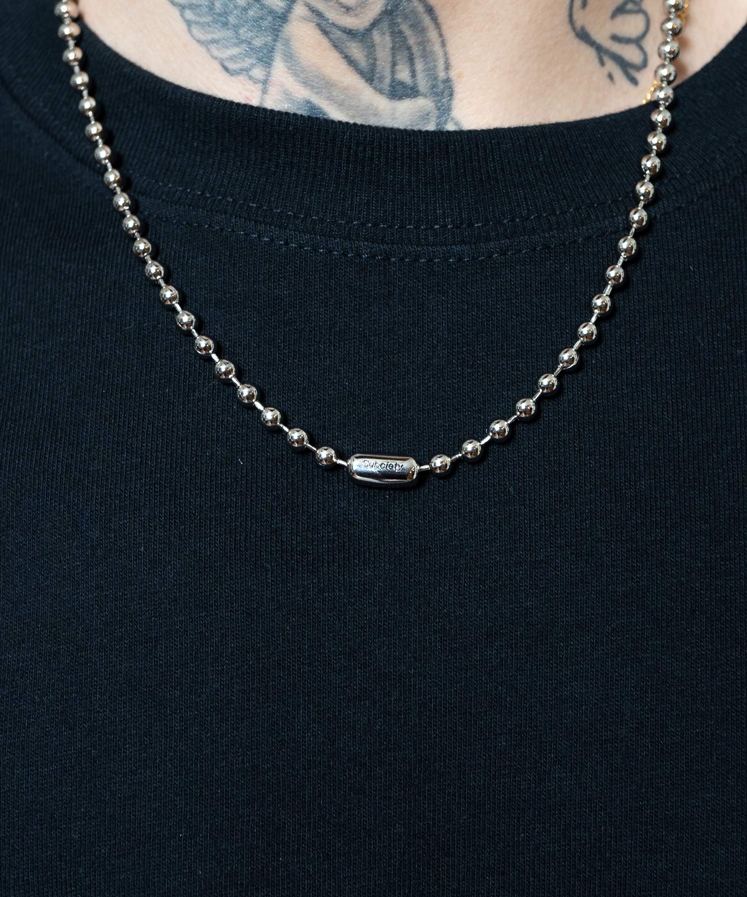 BALLCHAIN NECKLACE