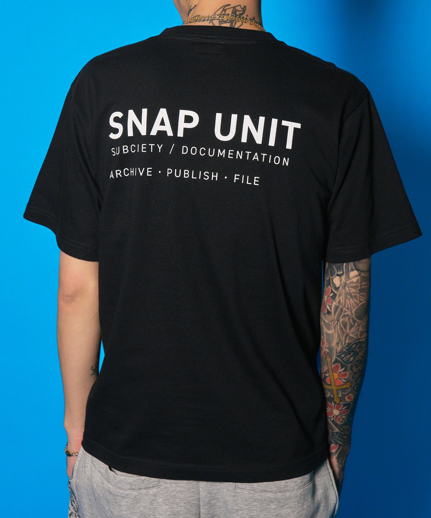 Snap unit tee