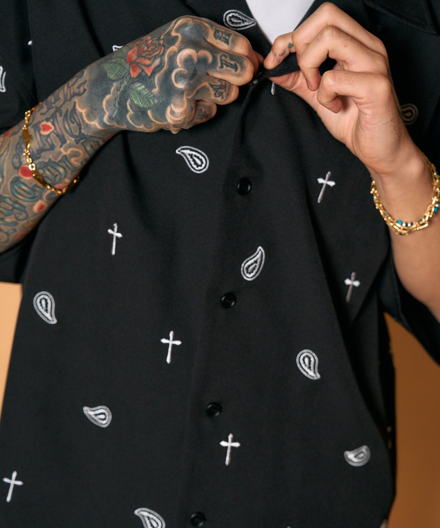 All-over embroidered shirt-thumbmail-17
