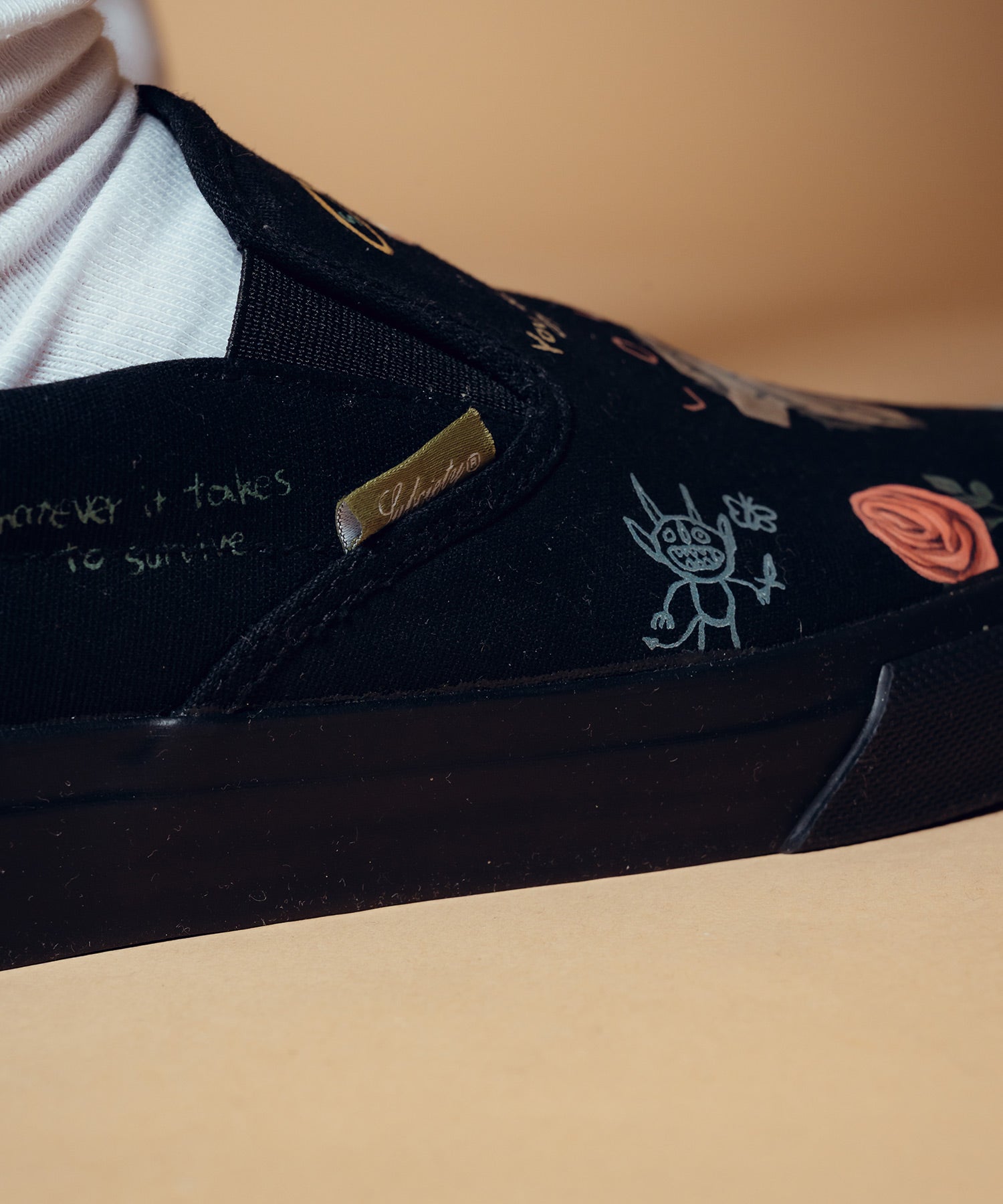 Memorial slip-on-thumbmail-38