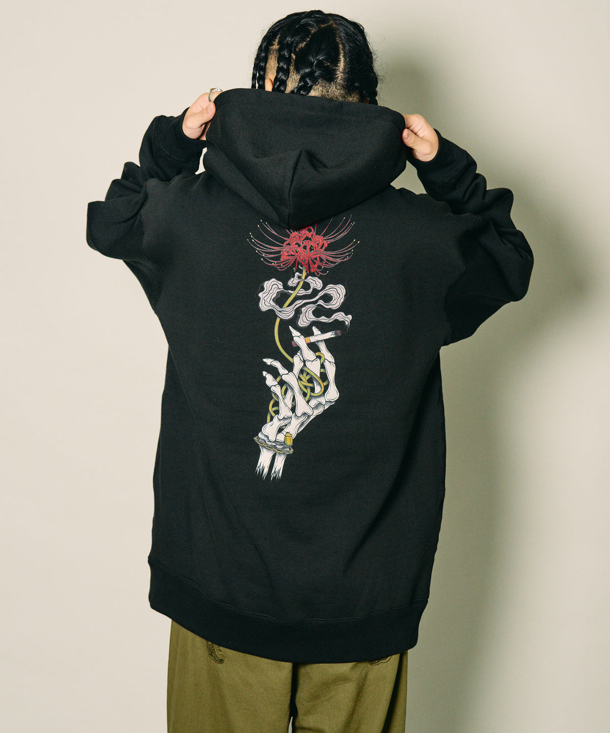 Spider lily hoodie-thumbmail-8