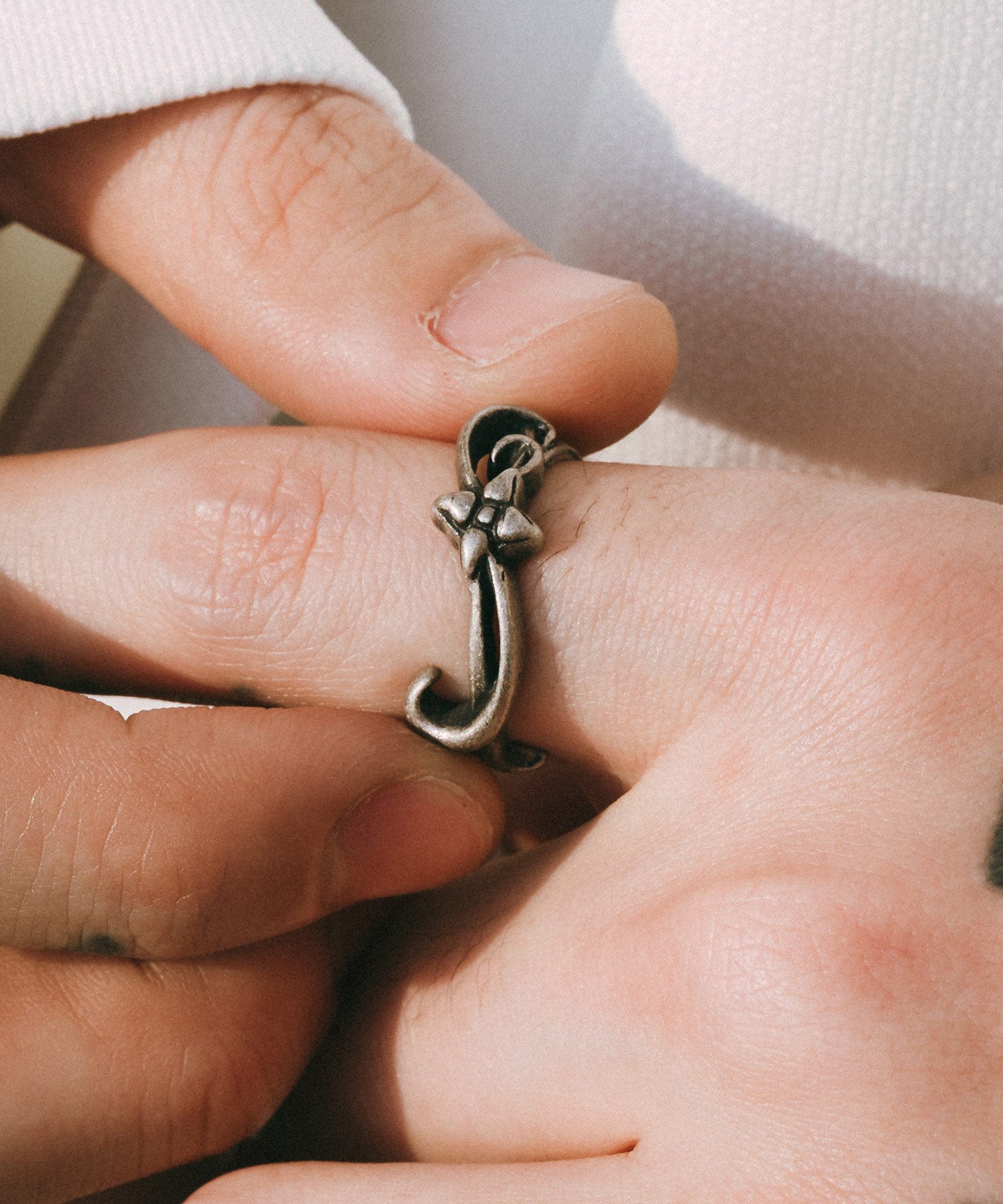 Basjoe ring