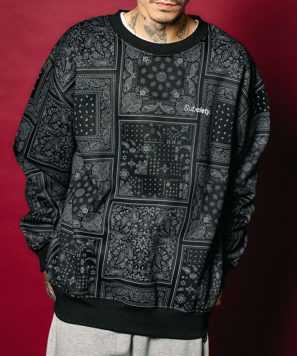 Patterned sweatshirt