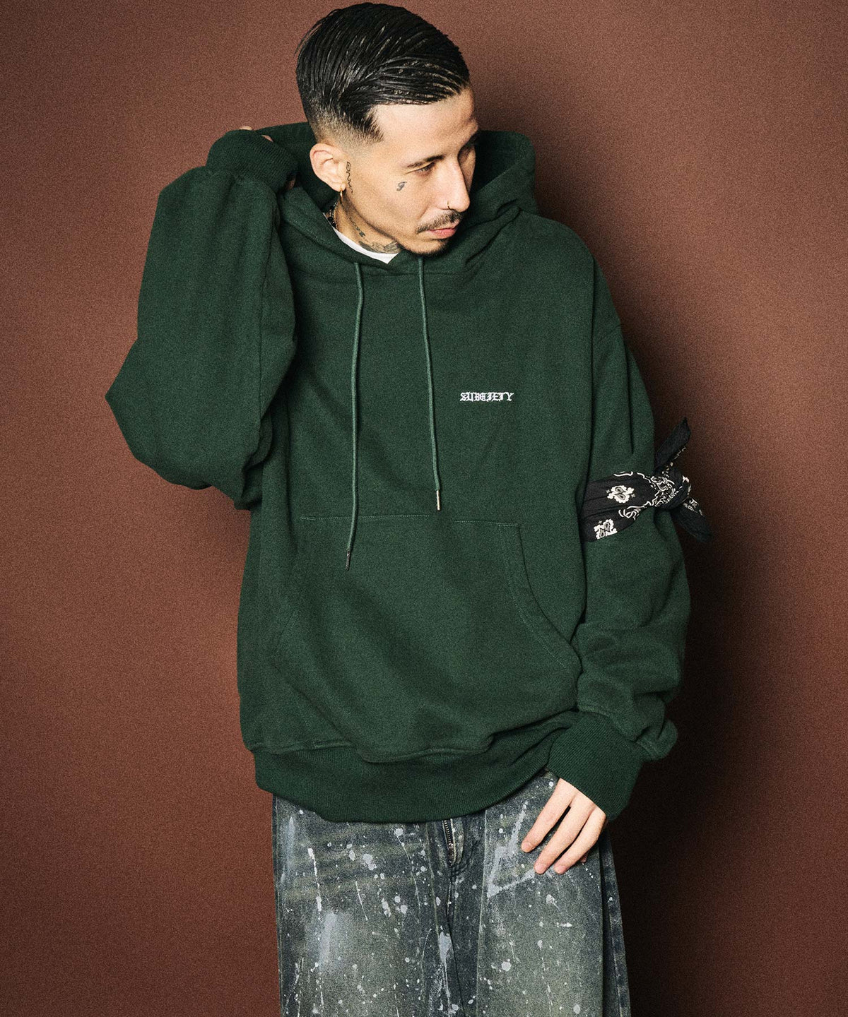 Armband hoodie-thumbmail-19