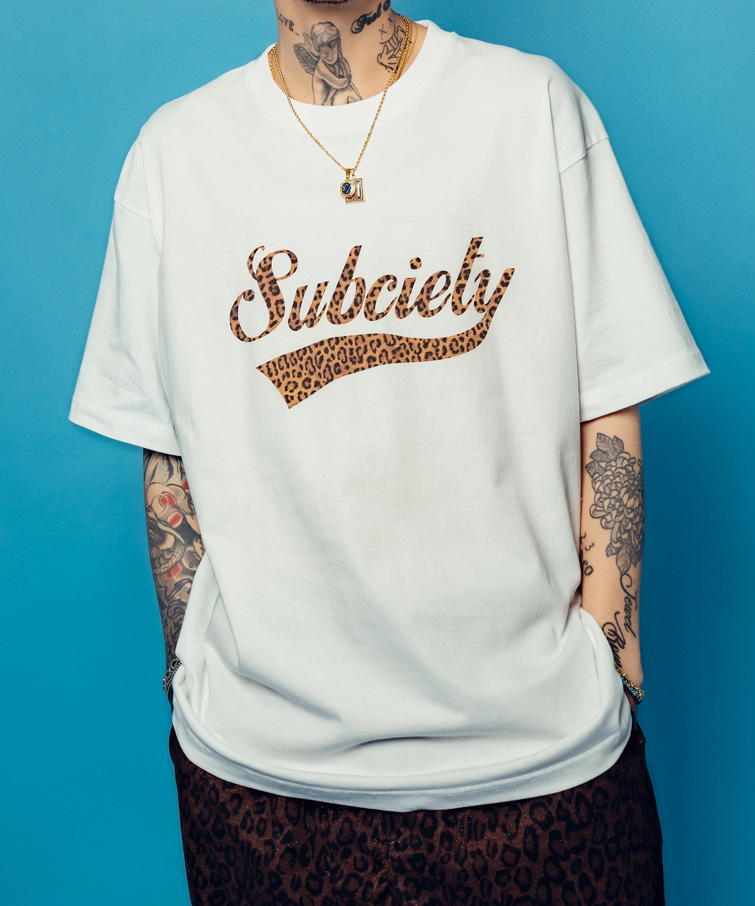 Various glorious tee