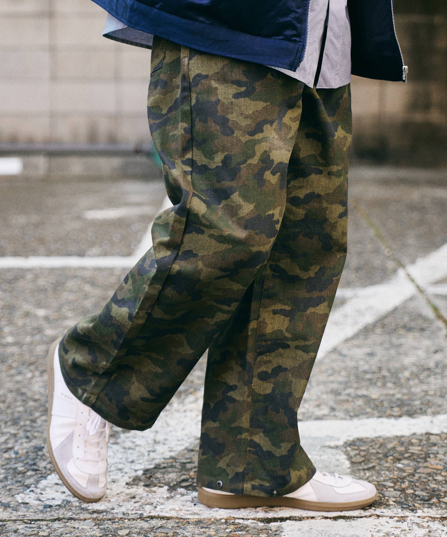 Camouflage baggy pants-thumbmail-1
