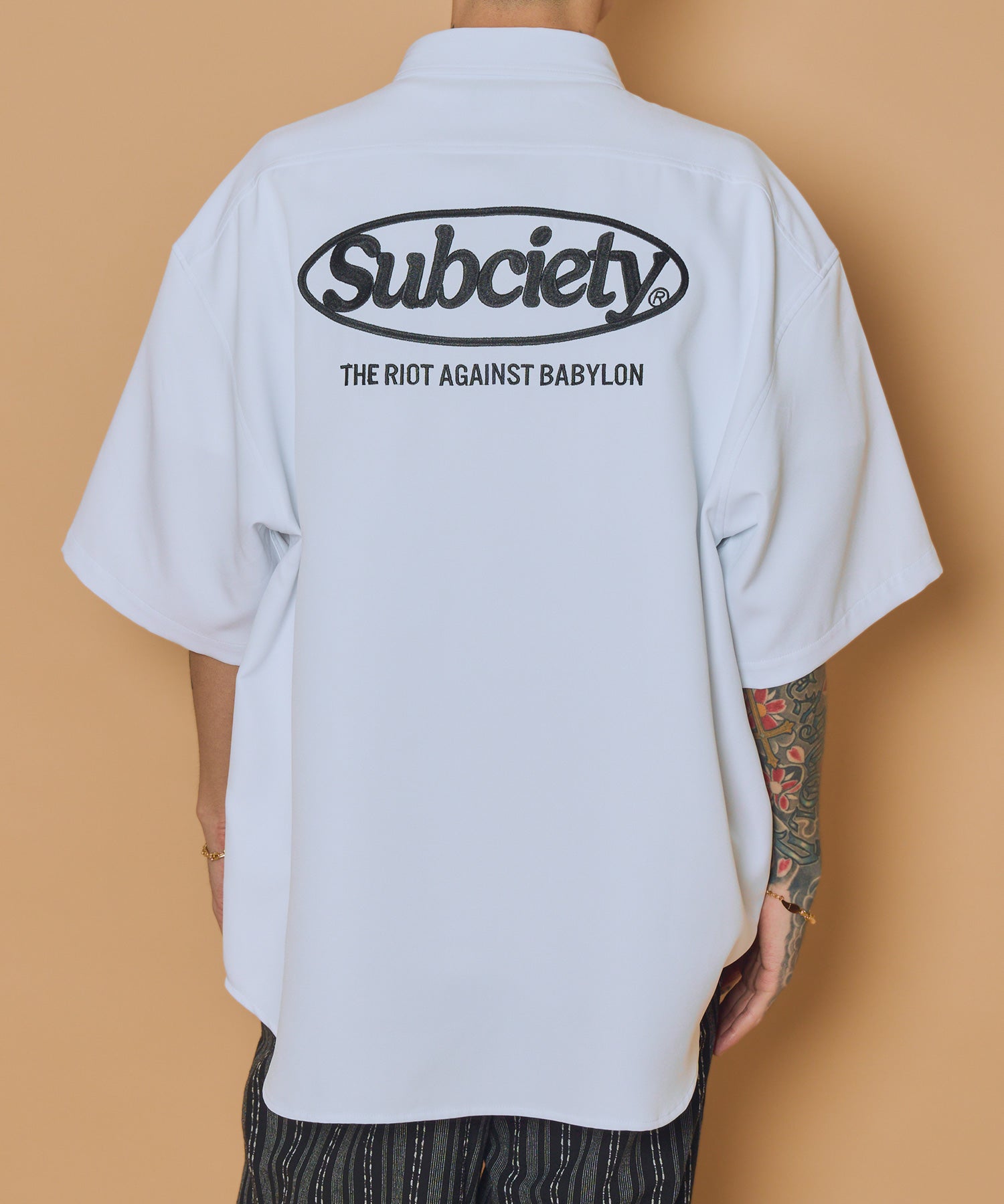 Embroidery oval logo shirt
