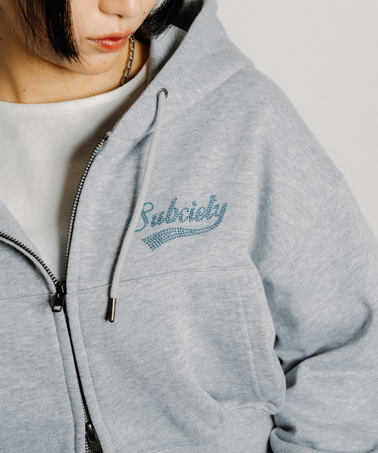 Rhinestone zip hoodie【WOMENS】