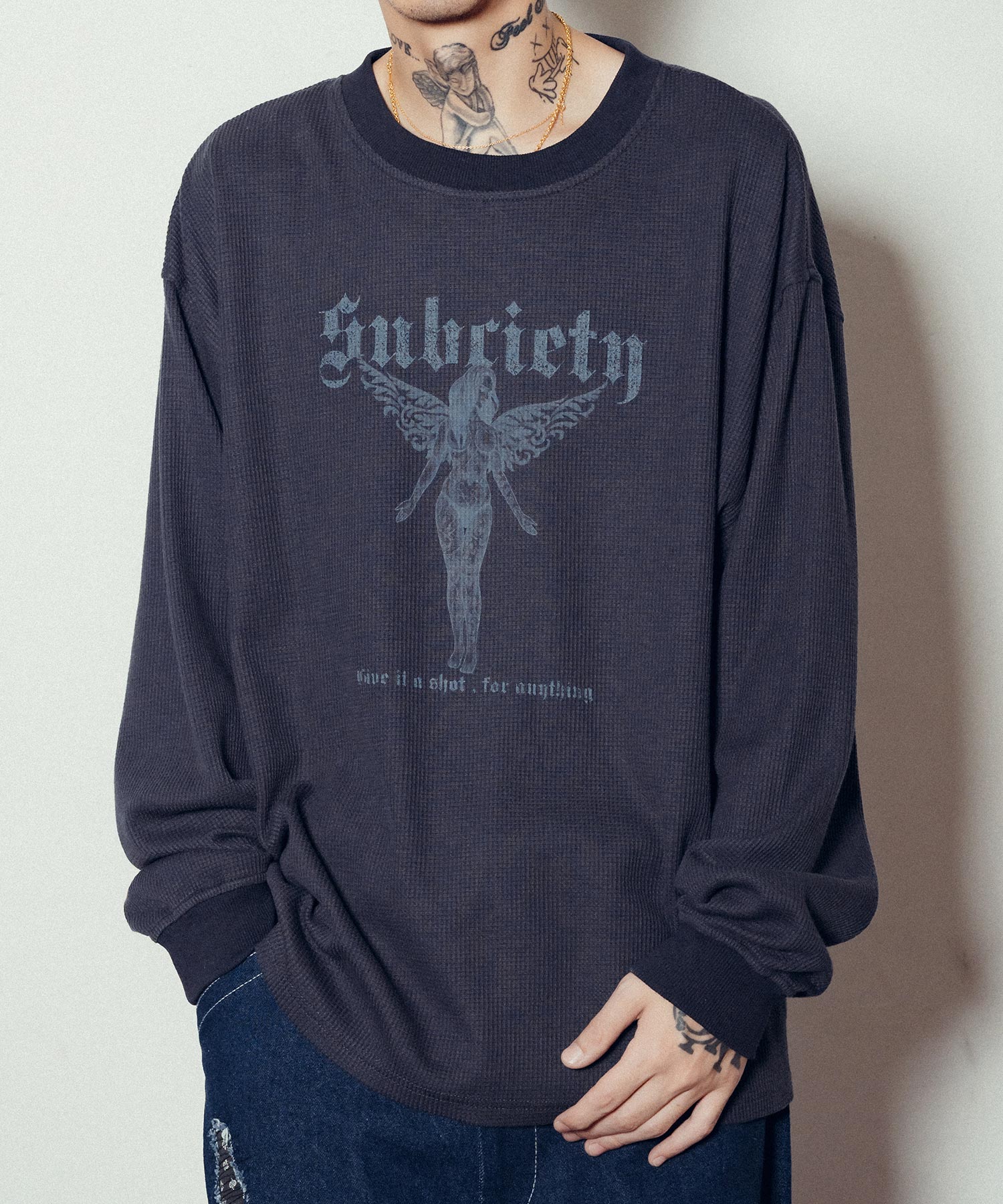 Washed thermal tee