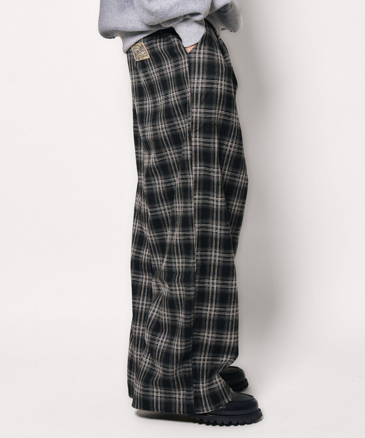 Wide straight check slacks-thumbmail-12