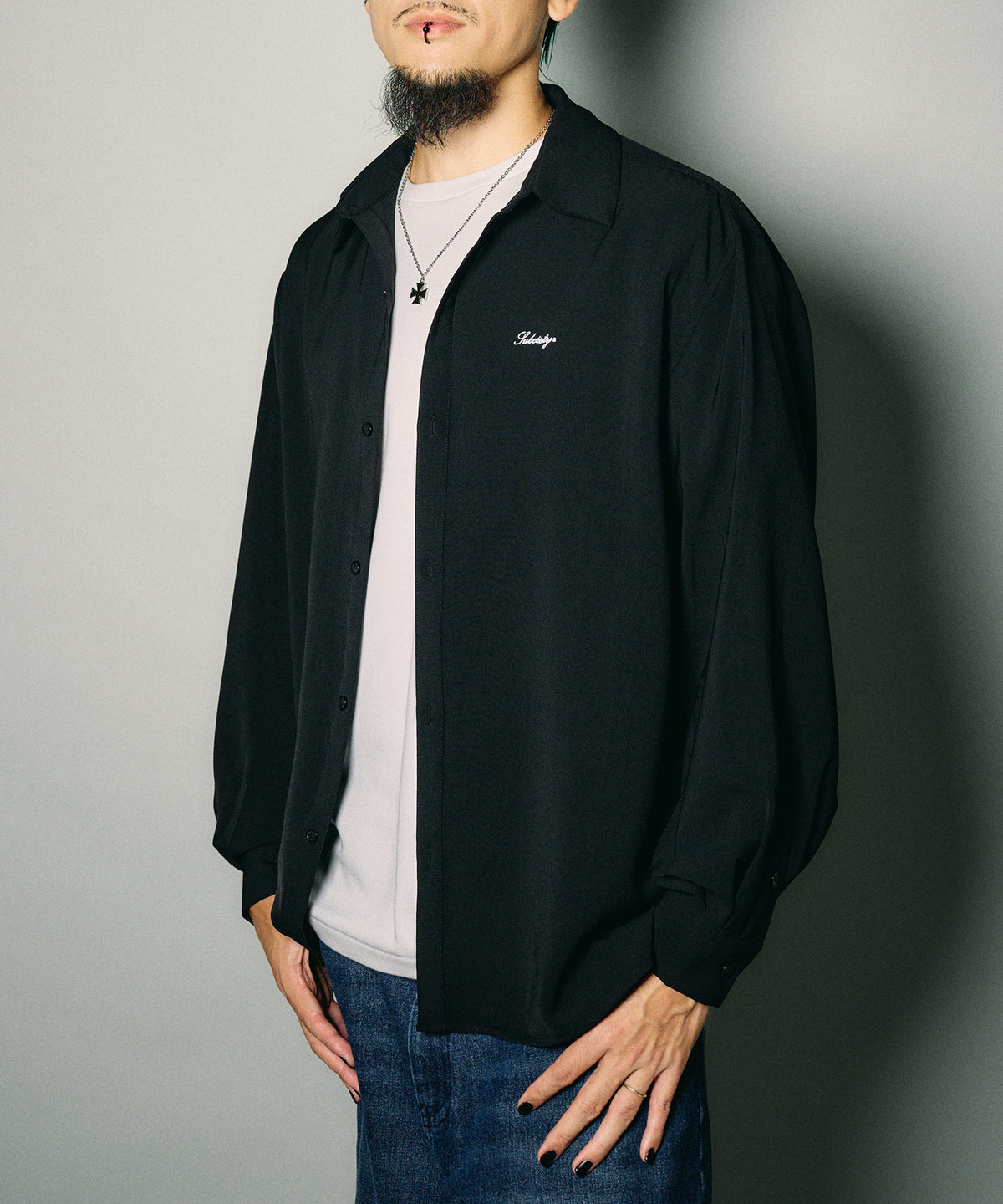 Essential shirt-thumbmail-2