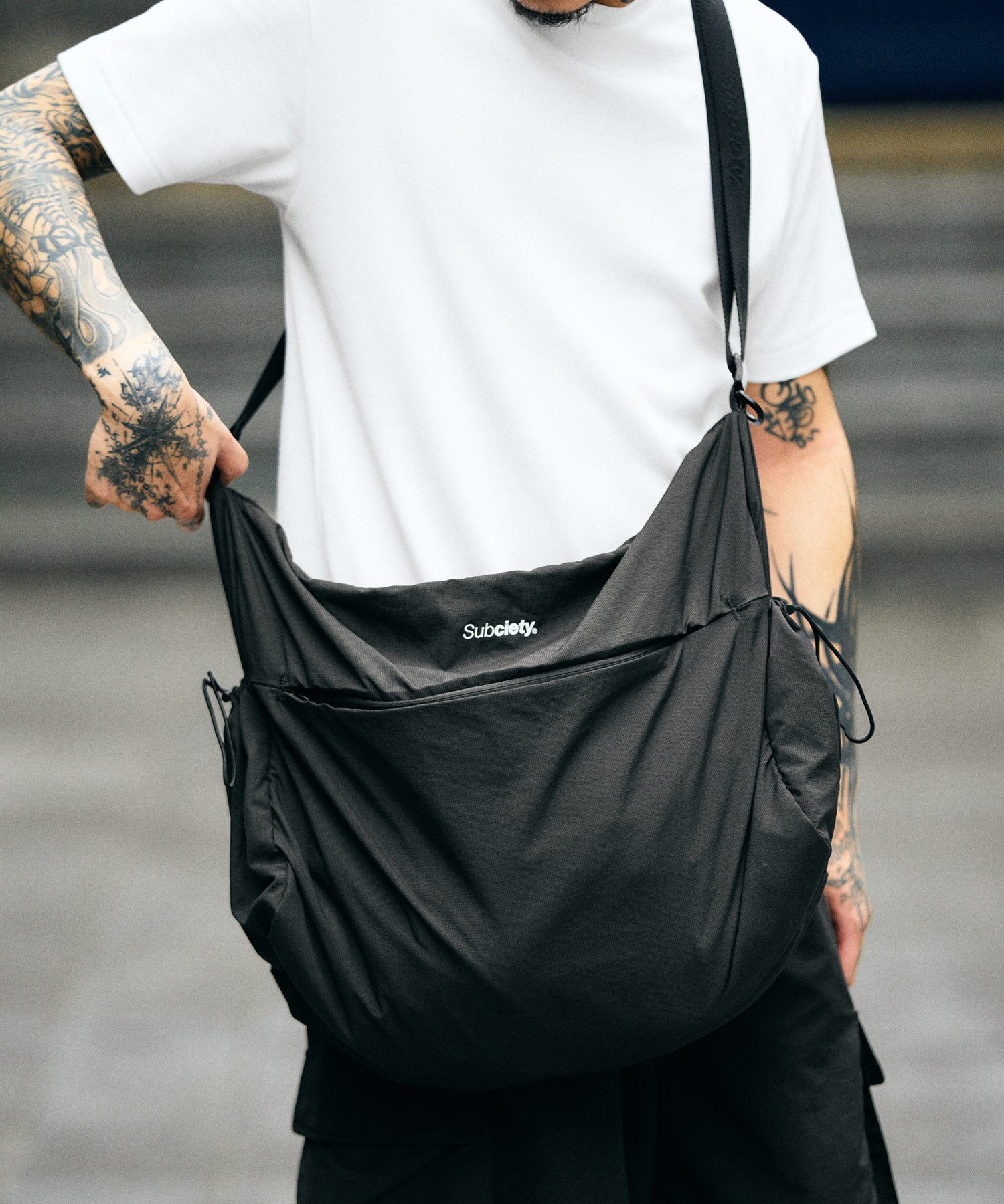 Nylon shoulder bag