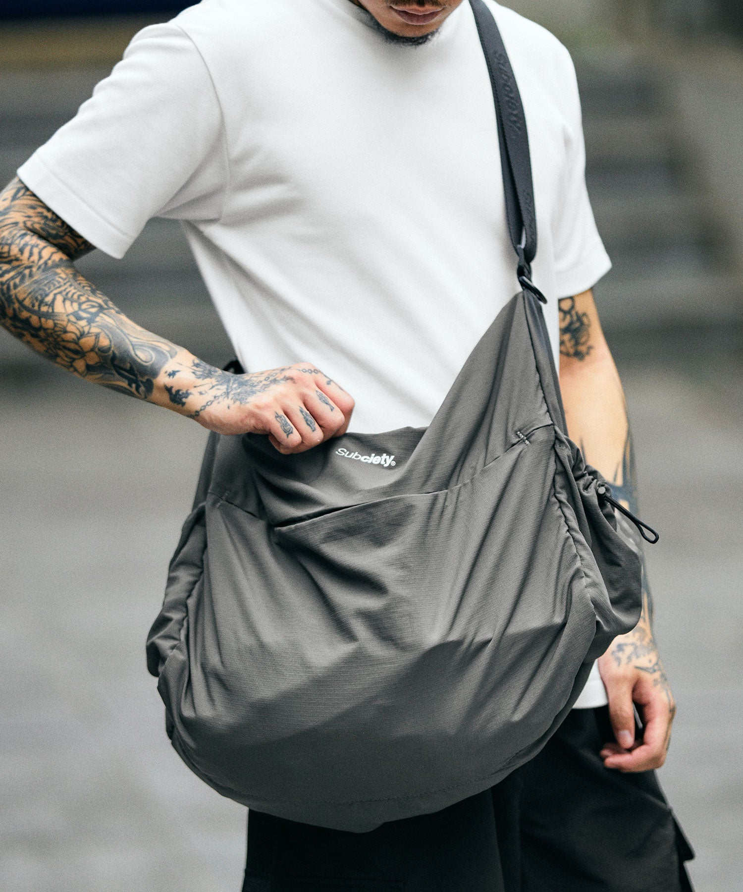 Nylon shoulder bag
