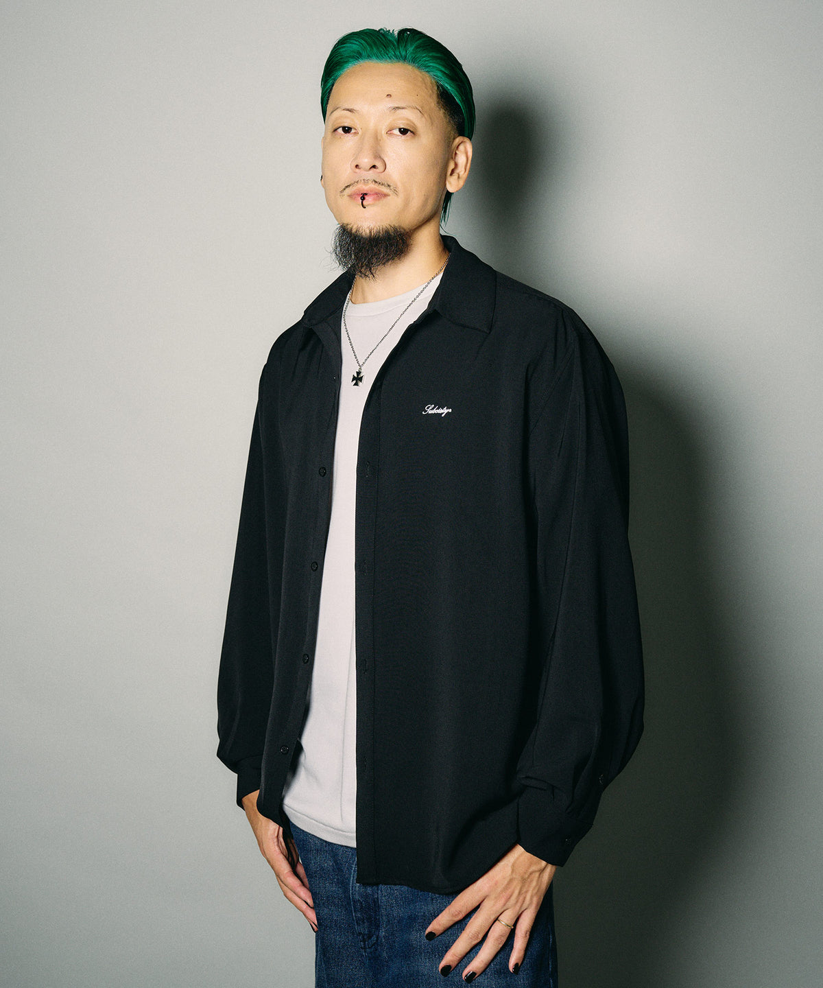 Essential shirt-thumbmail-9