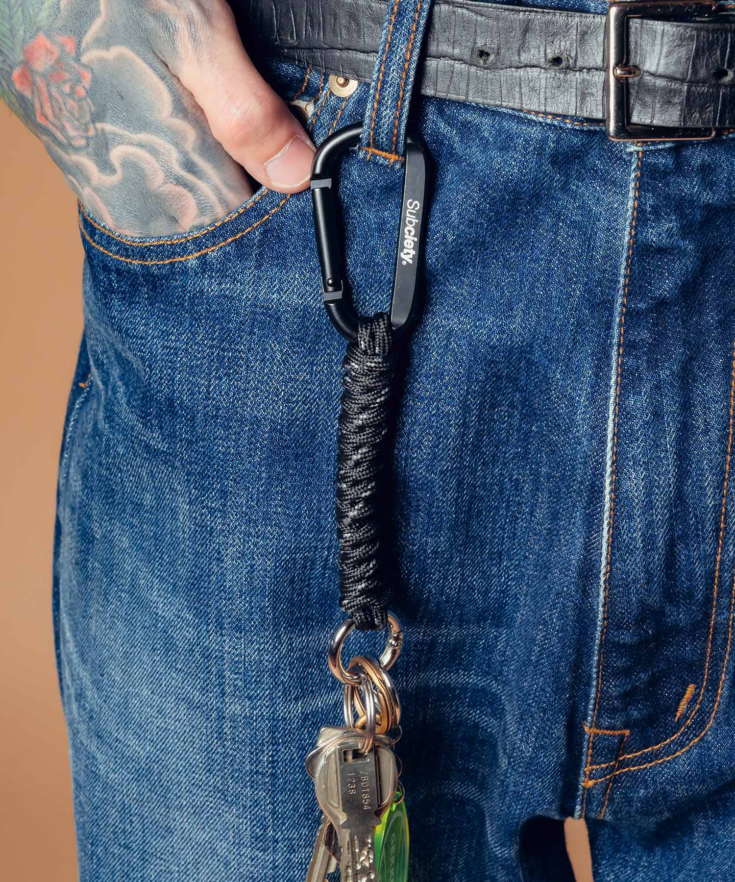 Paracord carabiner key holder-thumbmail-4
