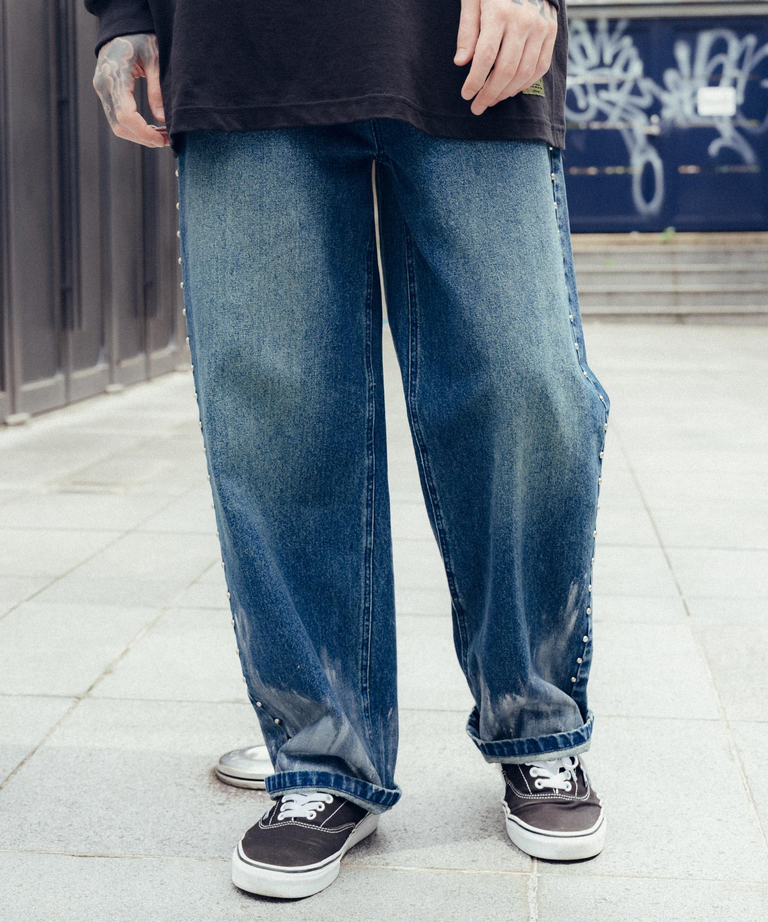 Studs denim pants