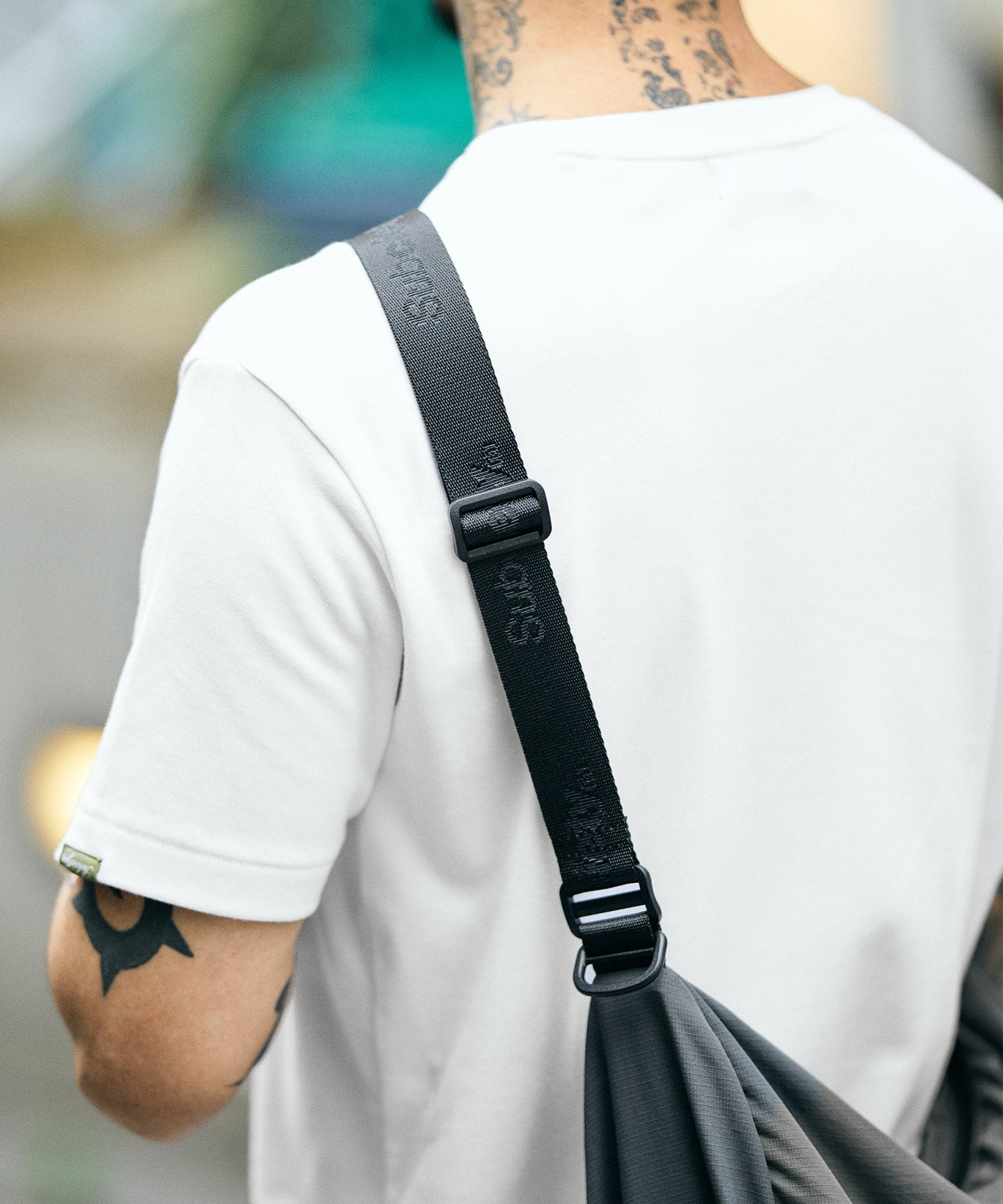 Nylon shoulder bag-thumbmail-20
