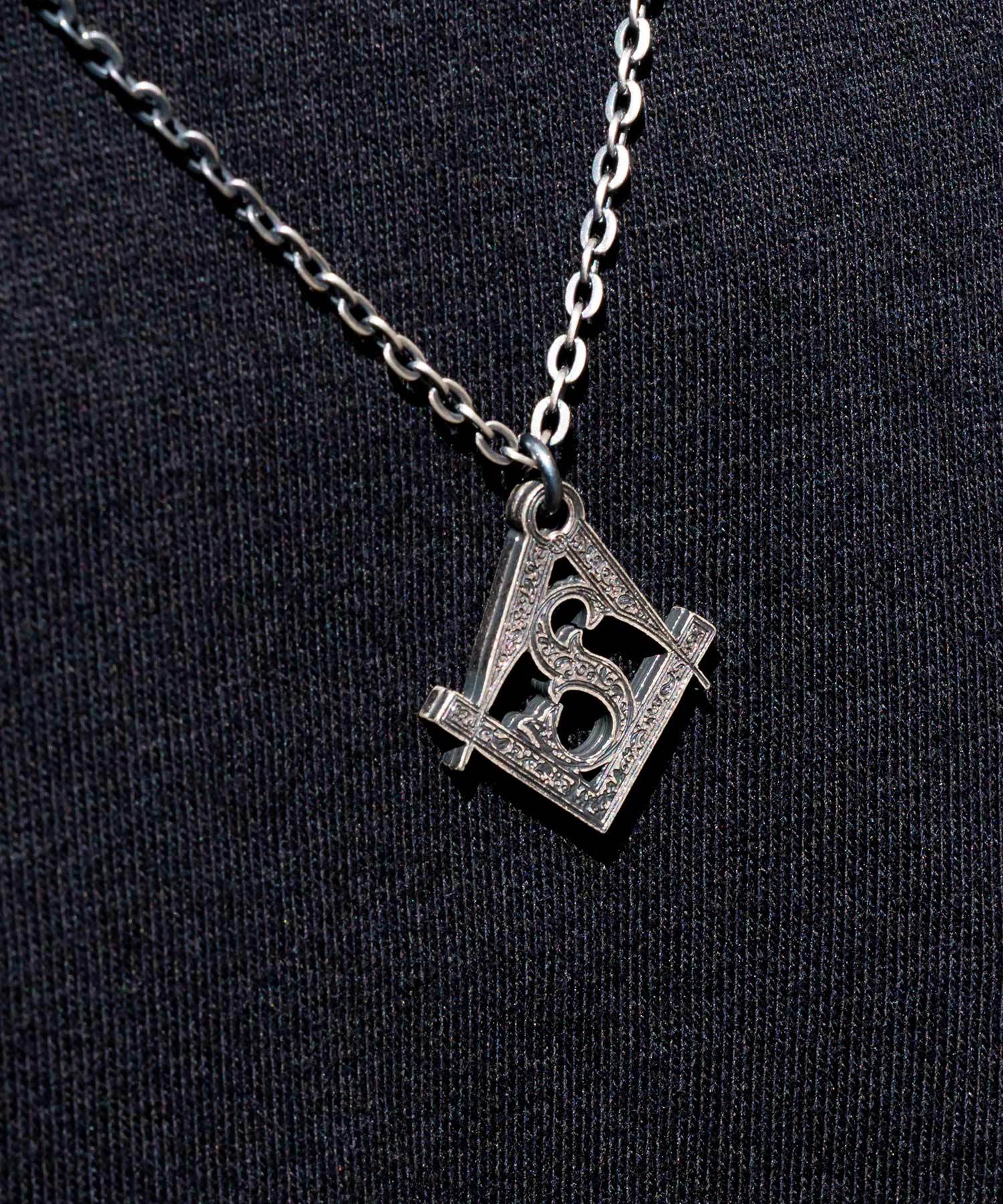 Metal necklace-crypto-