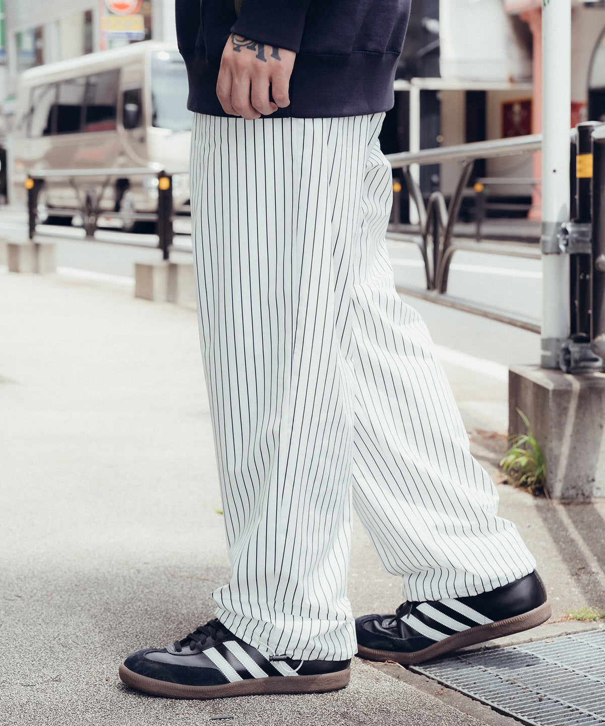 Stripe training pants-thumbmail-6