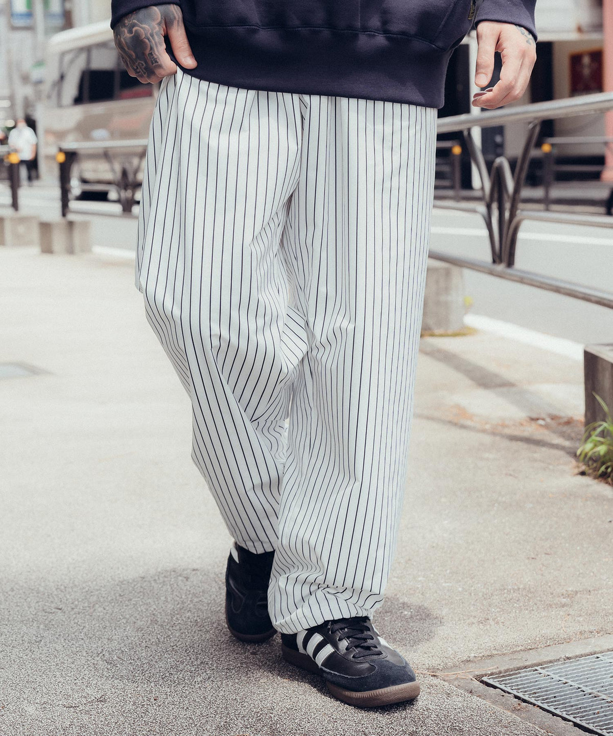 Stripe training pants-thumbmail-5