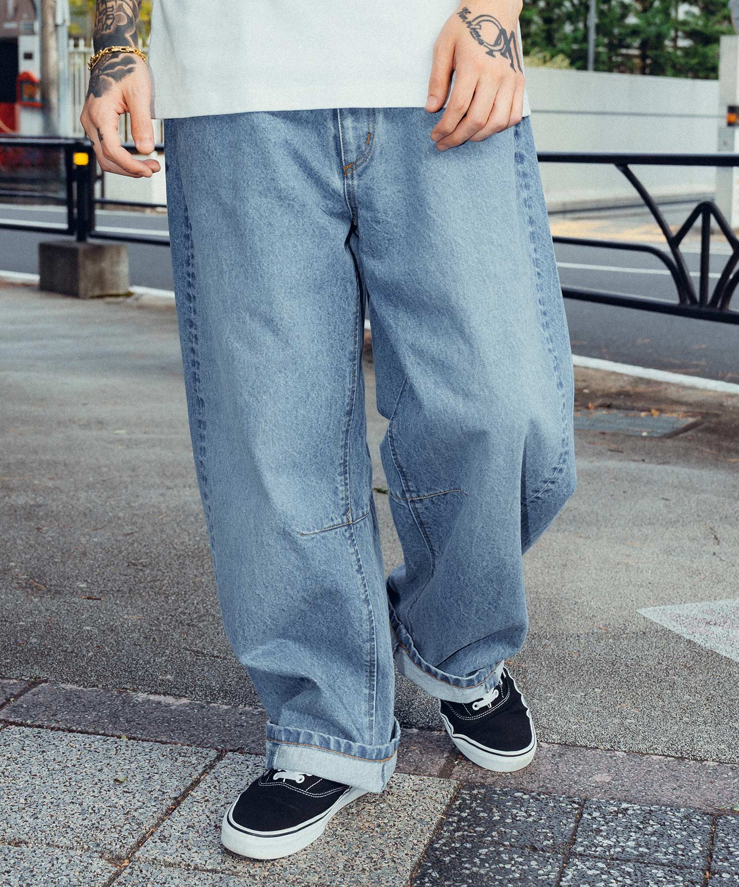 Easy baggy denim