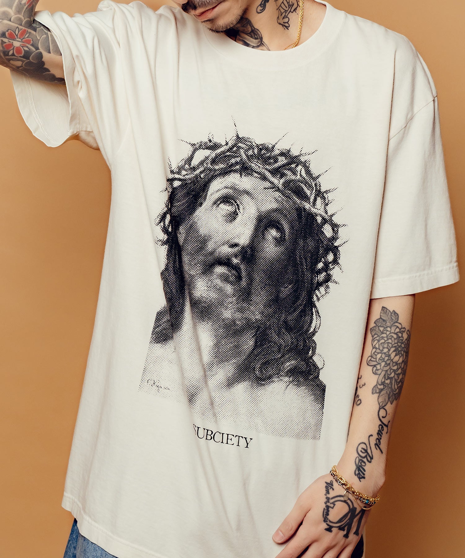Jesus tee
