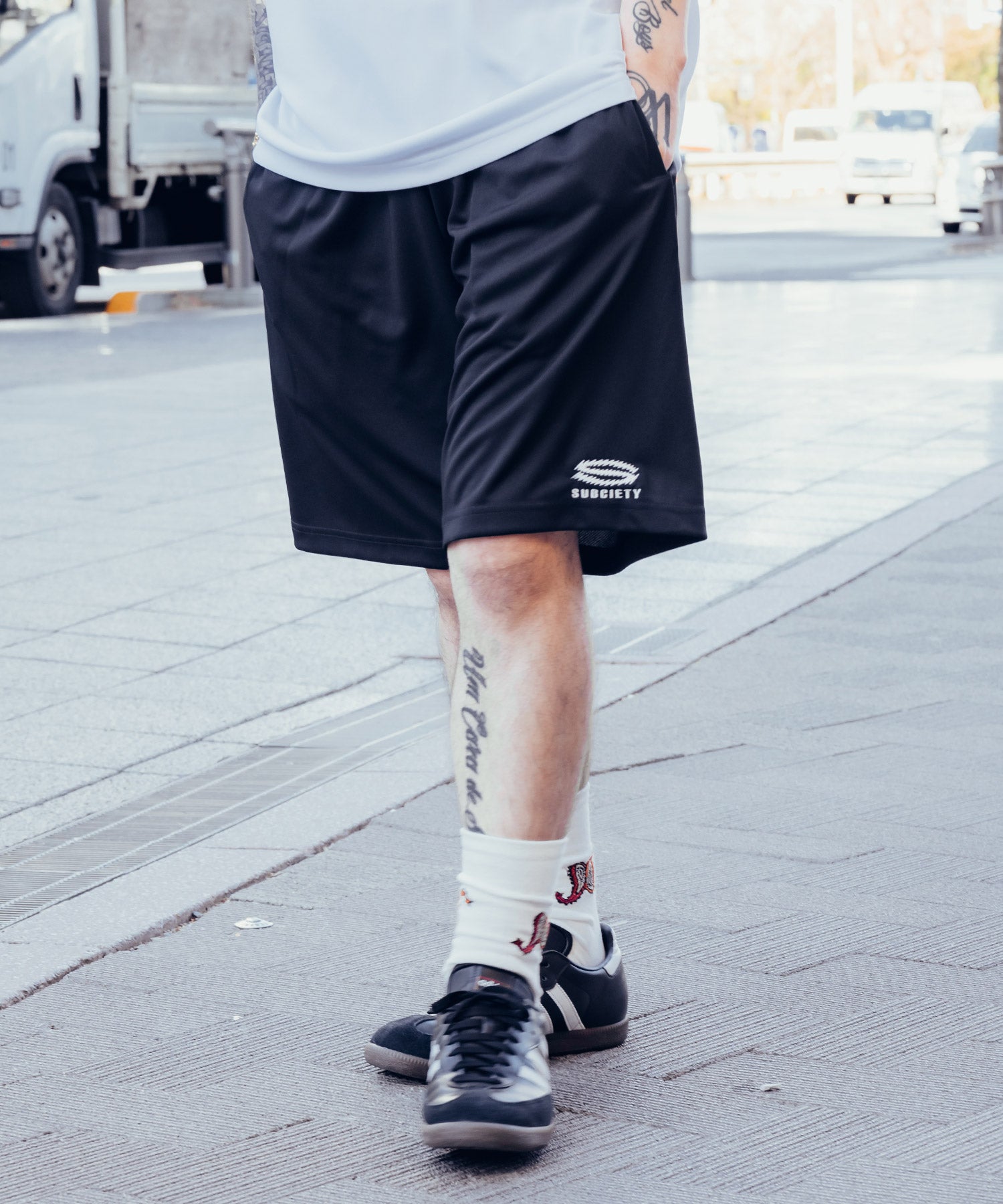 Dry shorts-needle--thumbmail-7