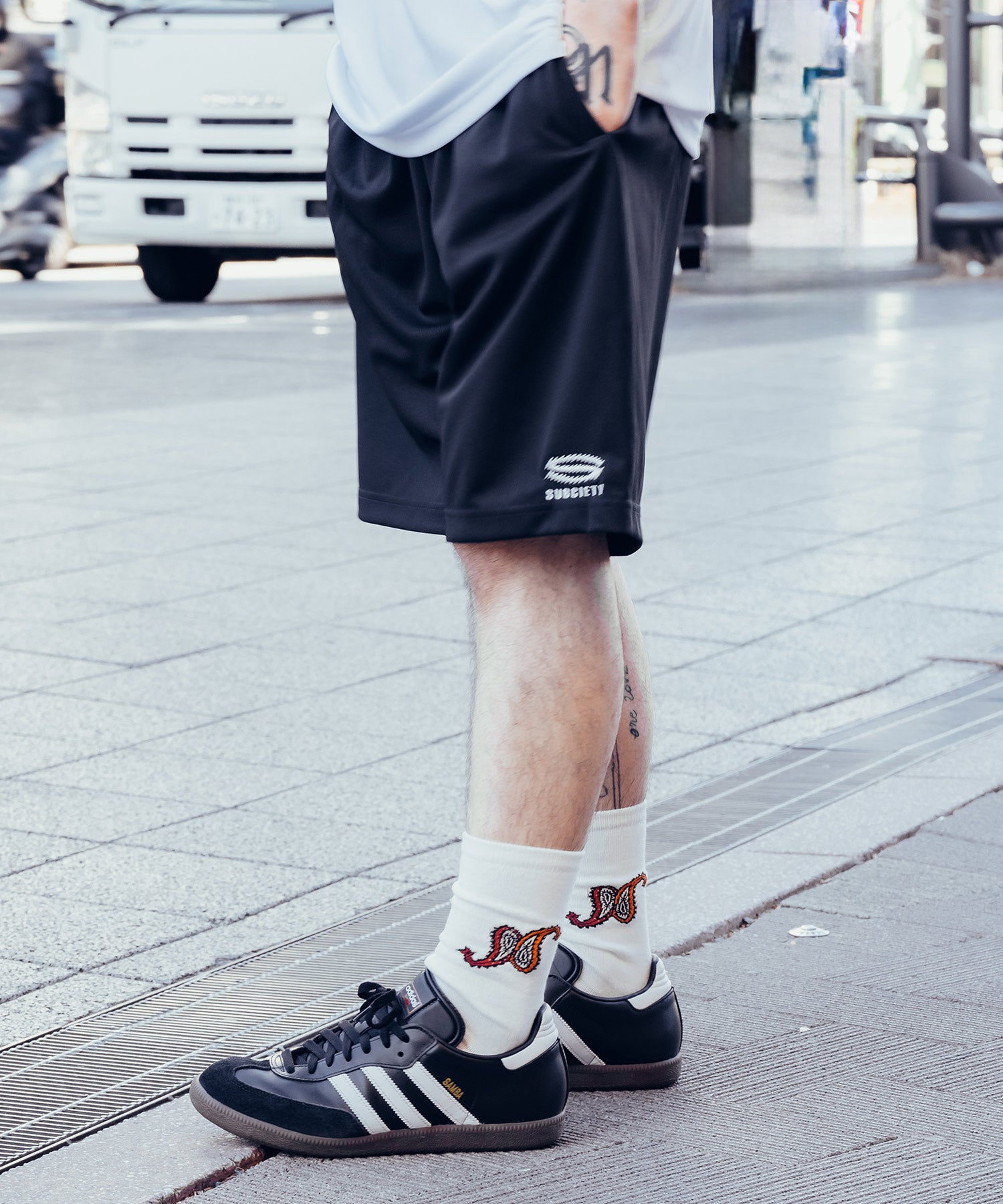 Dry shorts-needle--thumbmail-8